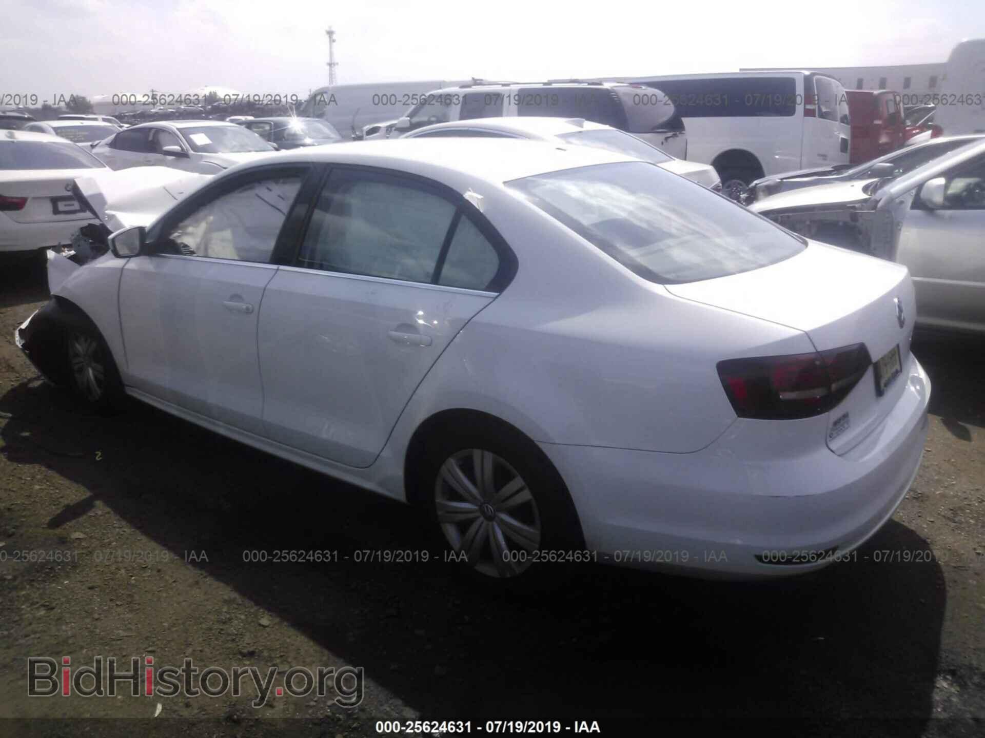 2017 VOLKSWAGEN JETTA - VIN: 3VW2B7AJ0HM277207 - Фото 3
