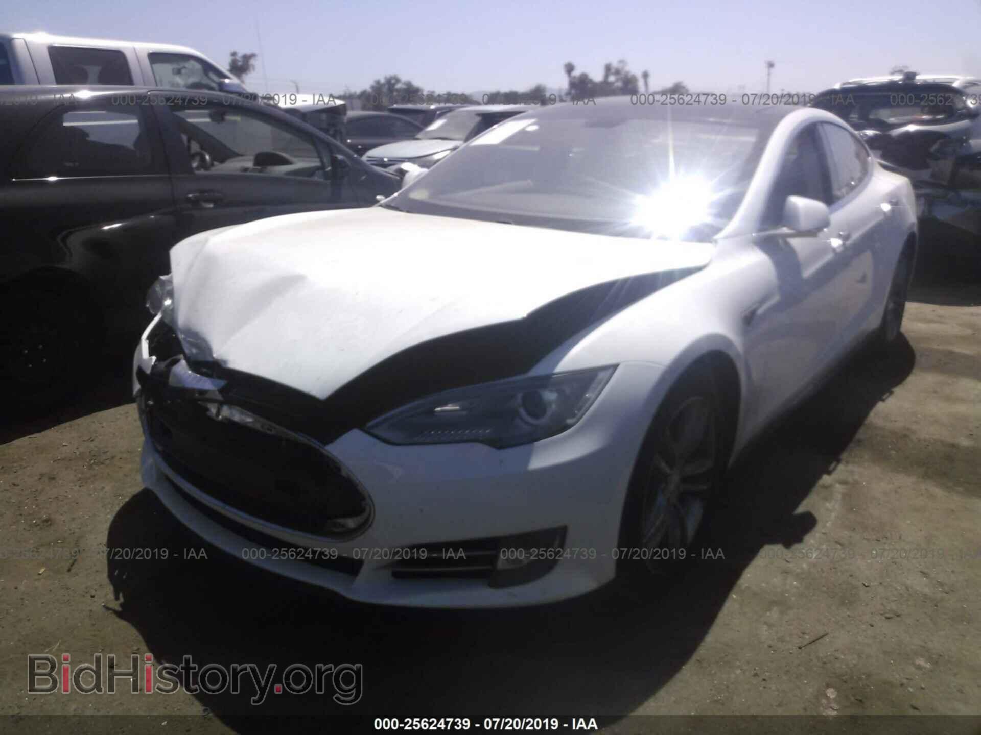 2013 TESLA MODEL S - VIN: 5YJSA1AC1DFP10147 - Фото 2