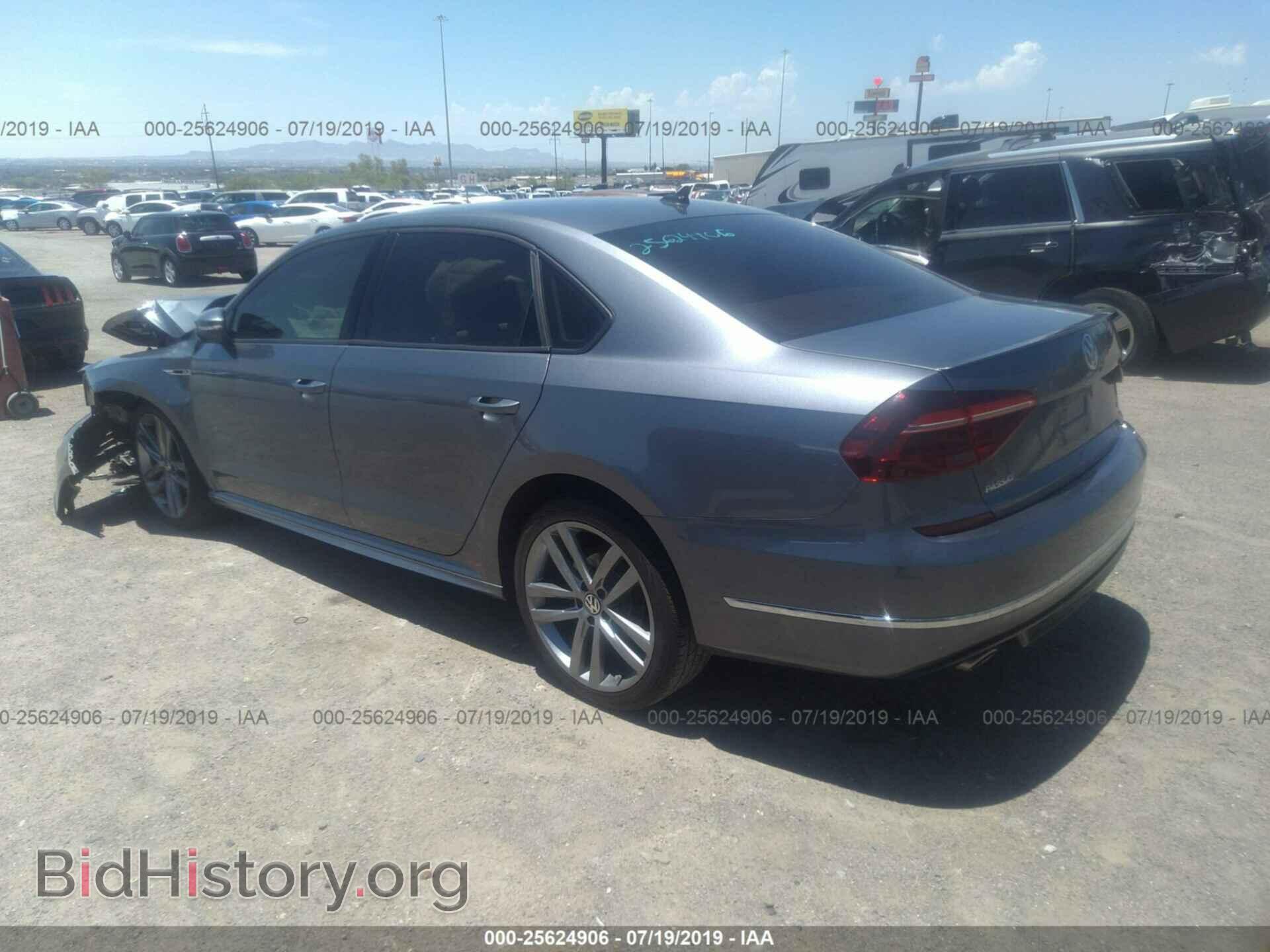 2018 VOLKSWAGEN PASSAT - VIN: 1VWAA7A38JC044053 - Фото 3