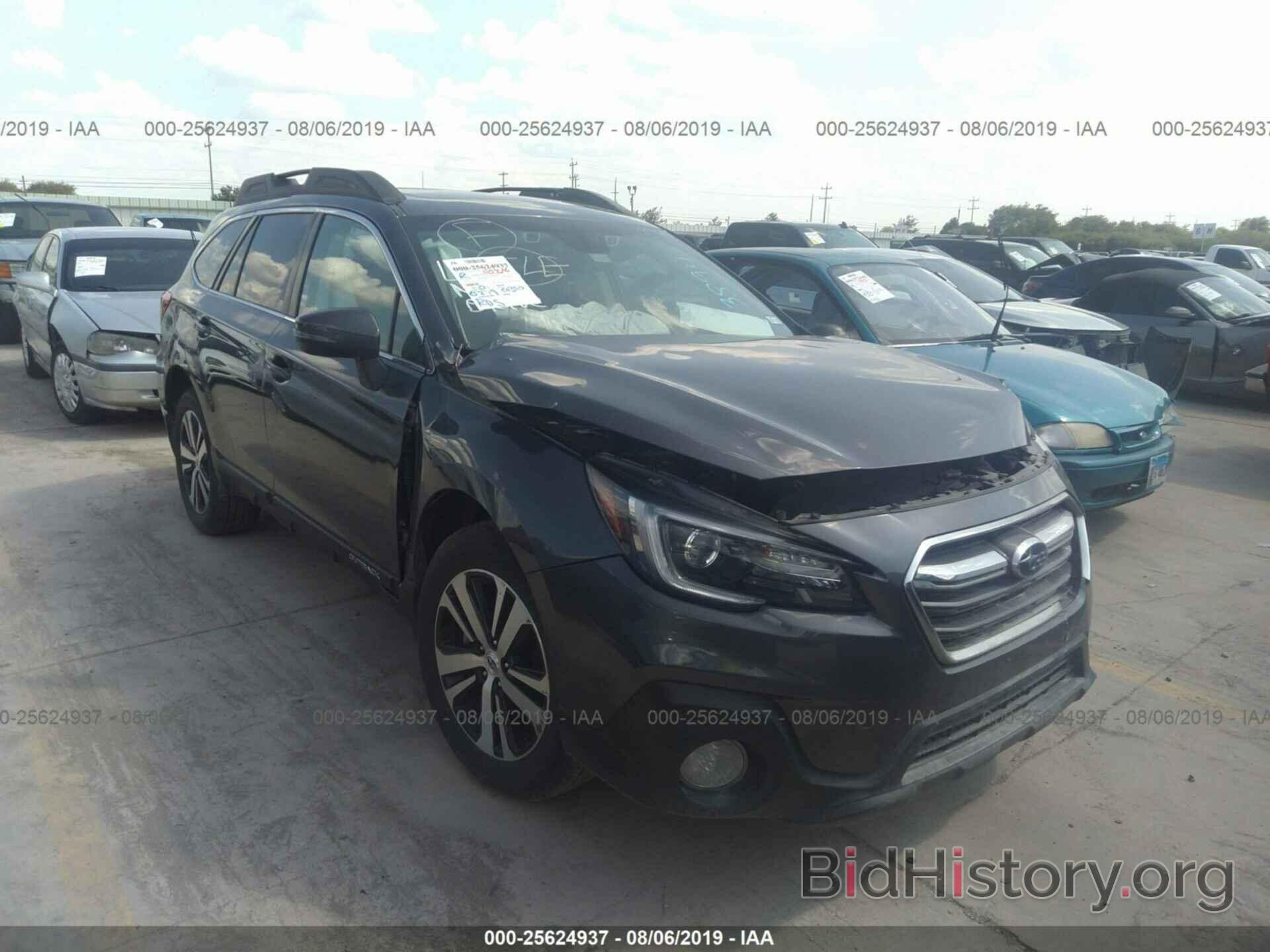 Photo 4S4BSANC0J3293776 - SUBARU OUTBACK 2018