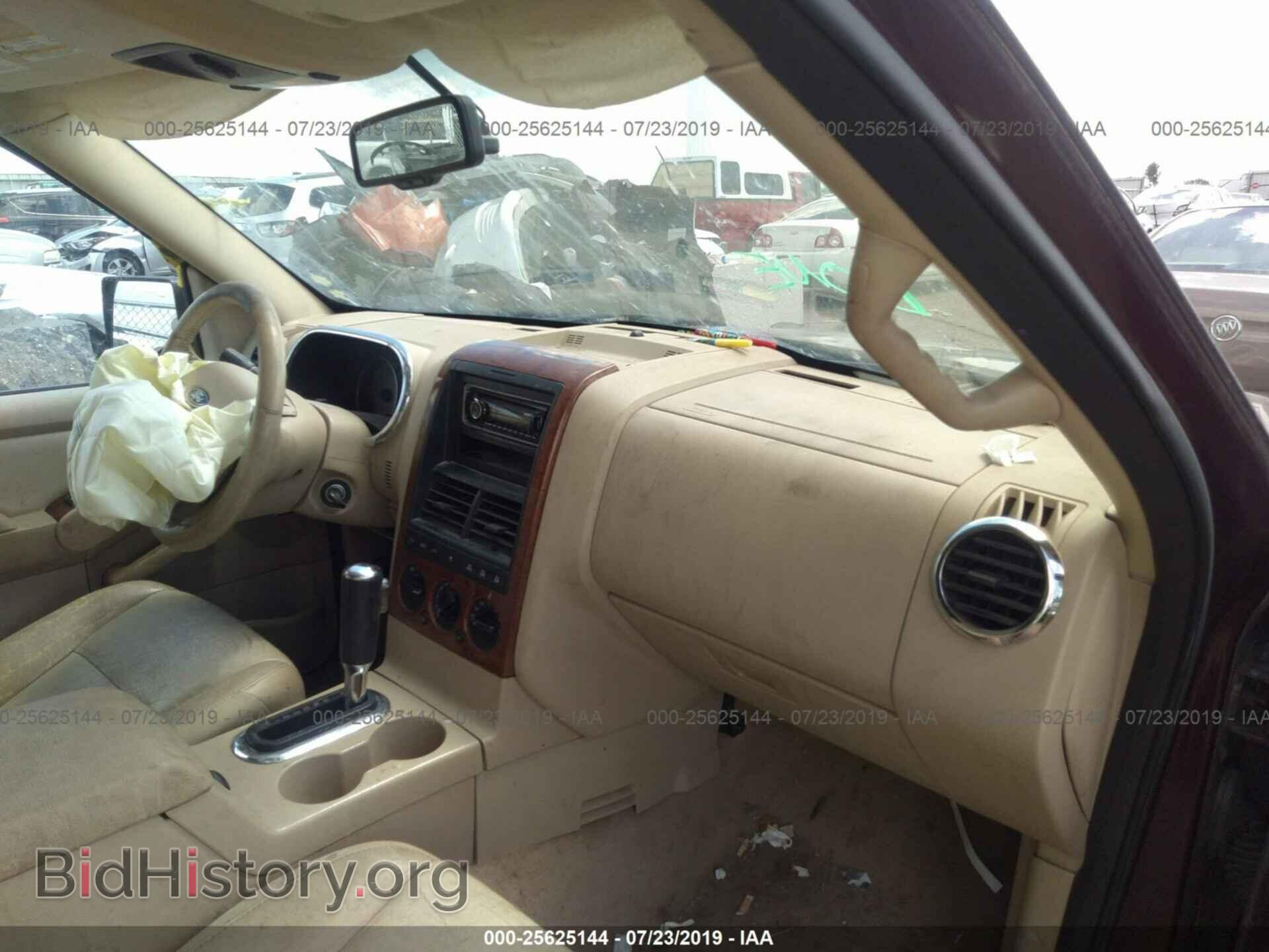 2006 FORD EXPLORER - VIN: 1FMEU74E76ZA25129 - Фото 5
