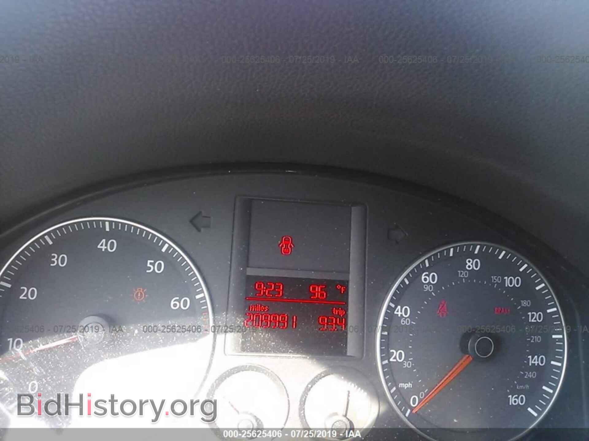 2008 VOLKSWAGEN RABBIT - VIN: WVWAA71K18W106900 - Фото 7