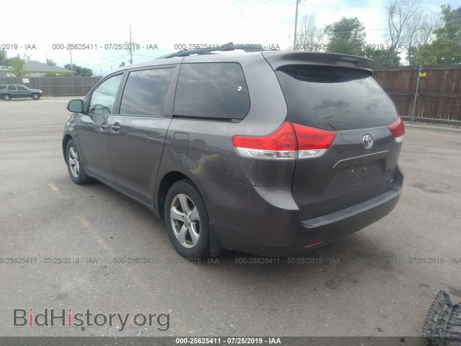 2012 TOYOTA SIENNA - VIN: 5TDKK3DC4CS194929 - Фото 3
