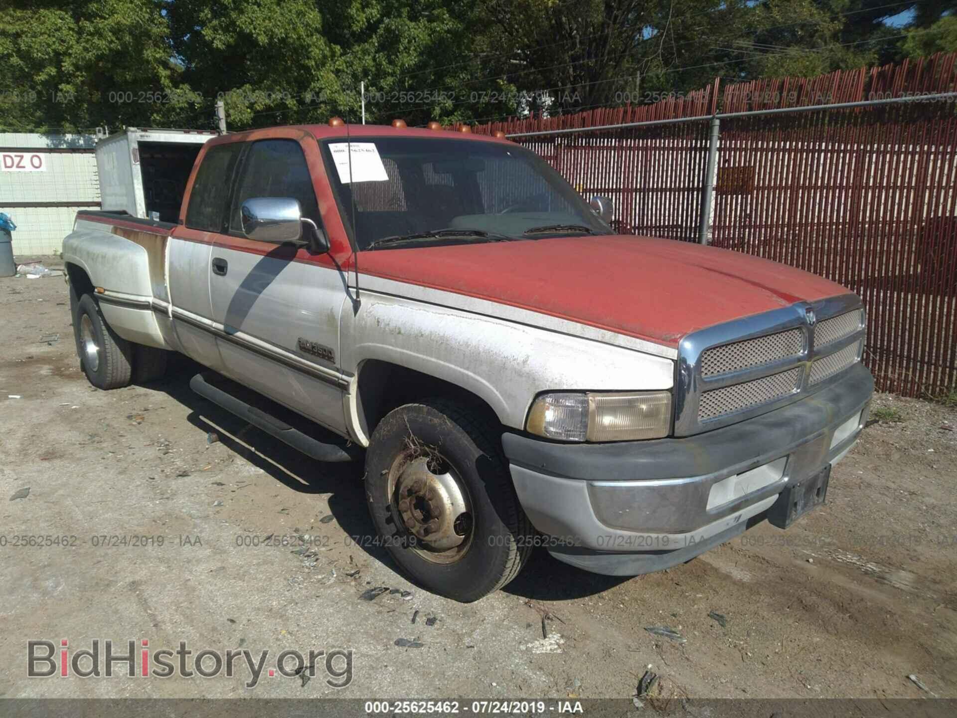 Photo 3B7MC33C3TM164151 - DODGE RAM 3500 1996