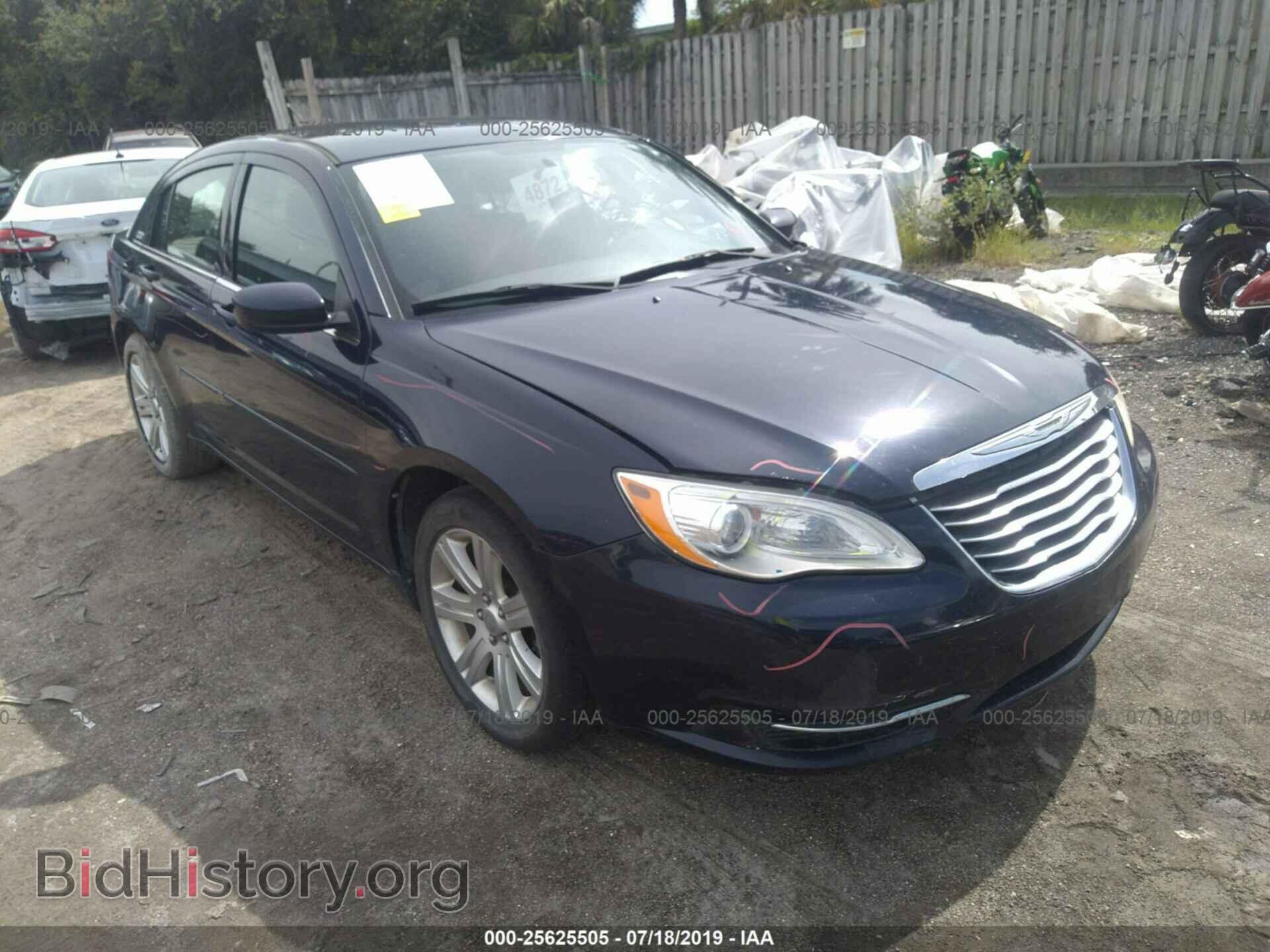Photo 1C3CCBBB8DN655986 - CHRYSLER 200 2013