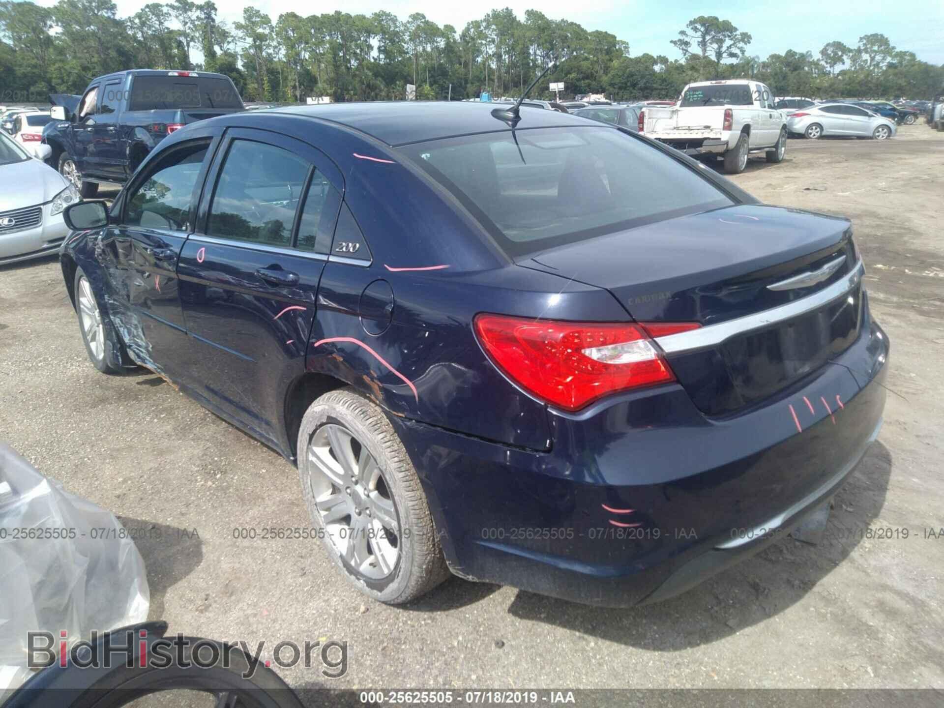 2013 CHRYSLER 200 - VIN: 1C3CCBBB8DN655986 - Photo 3
