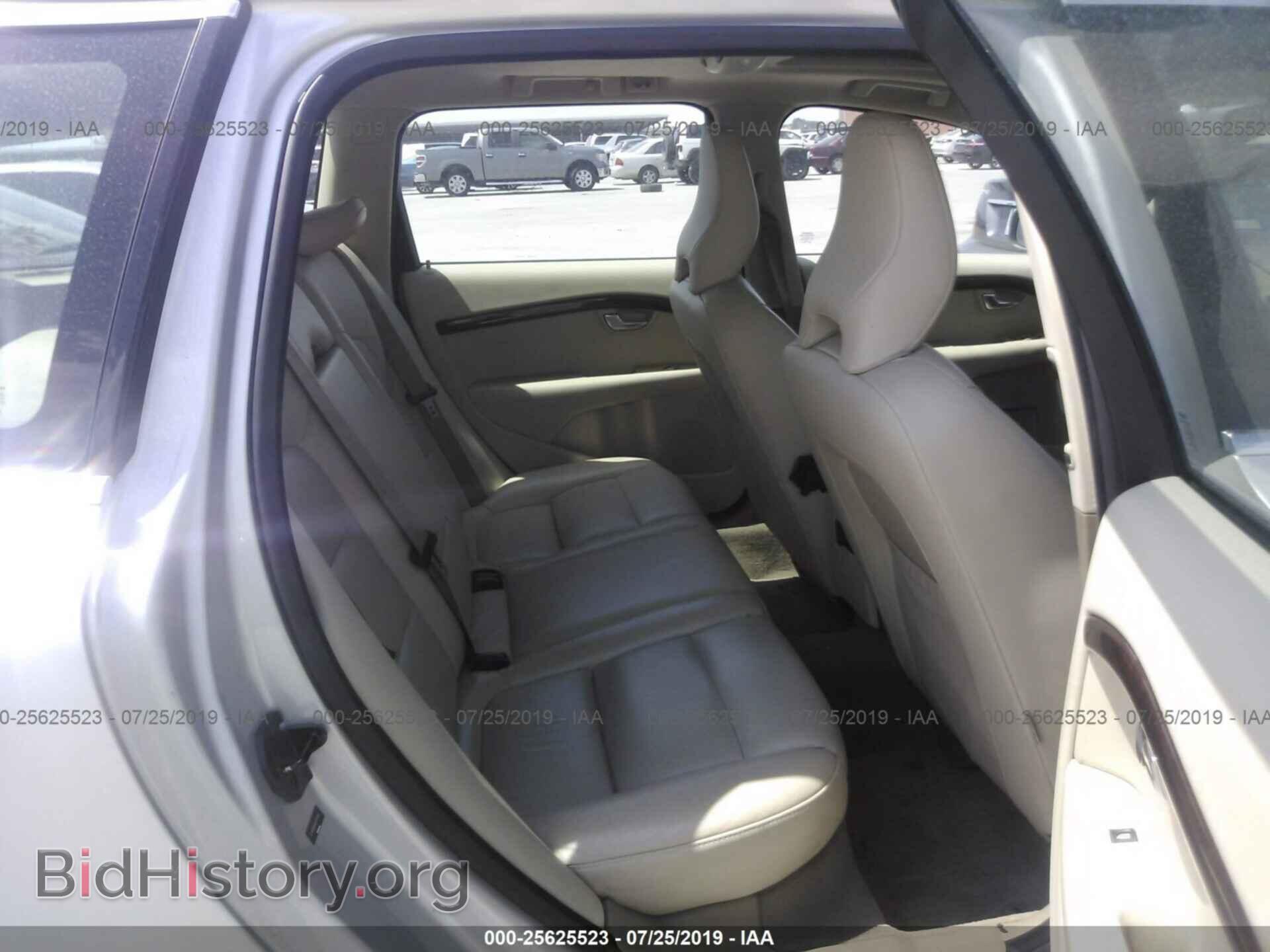2010 VOLVO V70 - VIN: YV1982BW9A1137344 - Фото 8