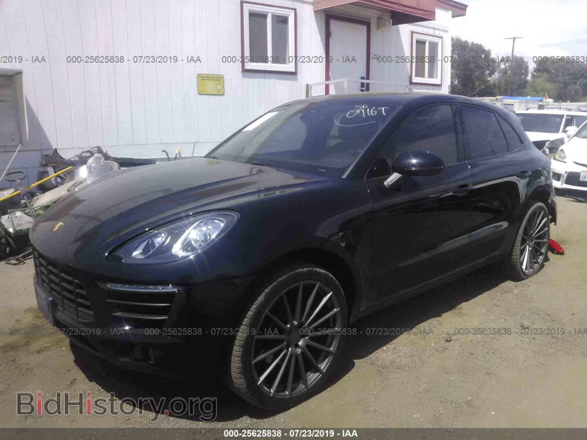 2017 PORSCHE MACAN - VIN: WP1AA2A51HLB82646 - Photo 2