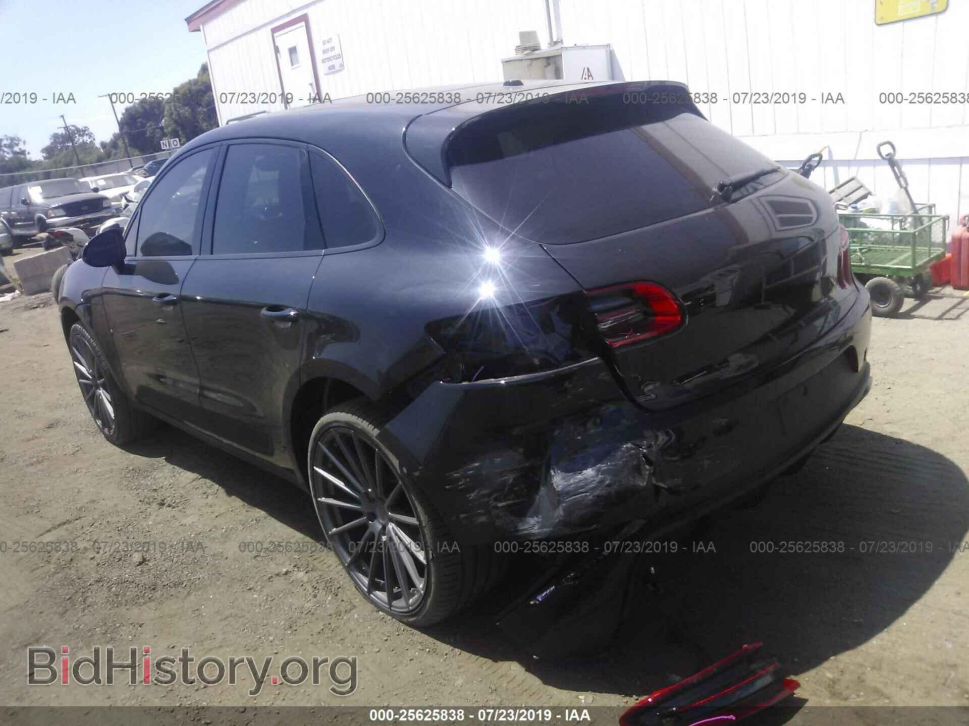2017 PORSCHE MACAN - VIN: WP1AA2A51HLB82646 - Photo 3