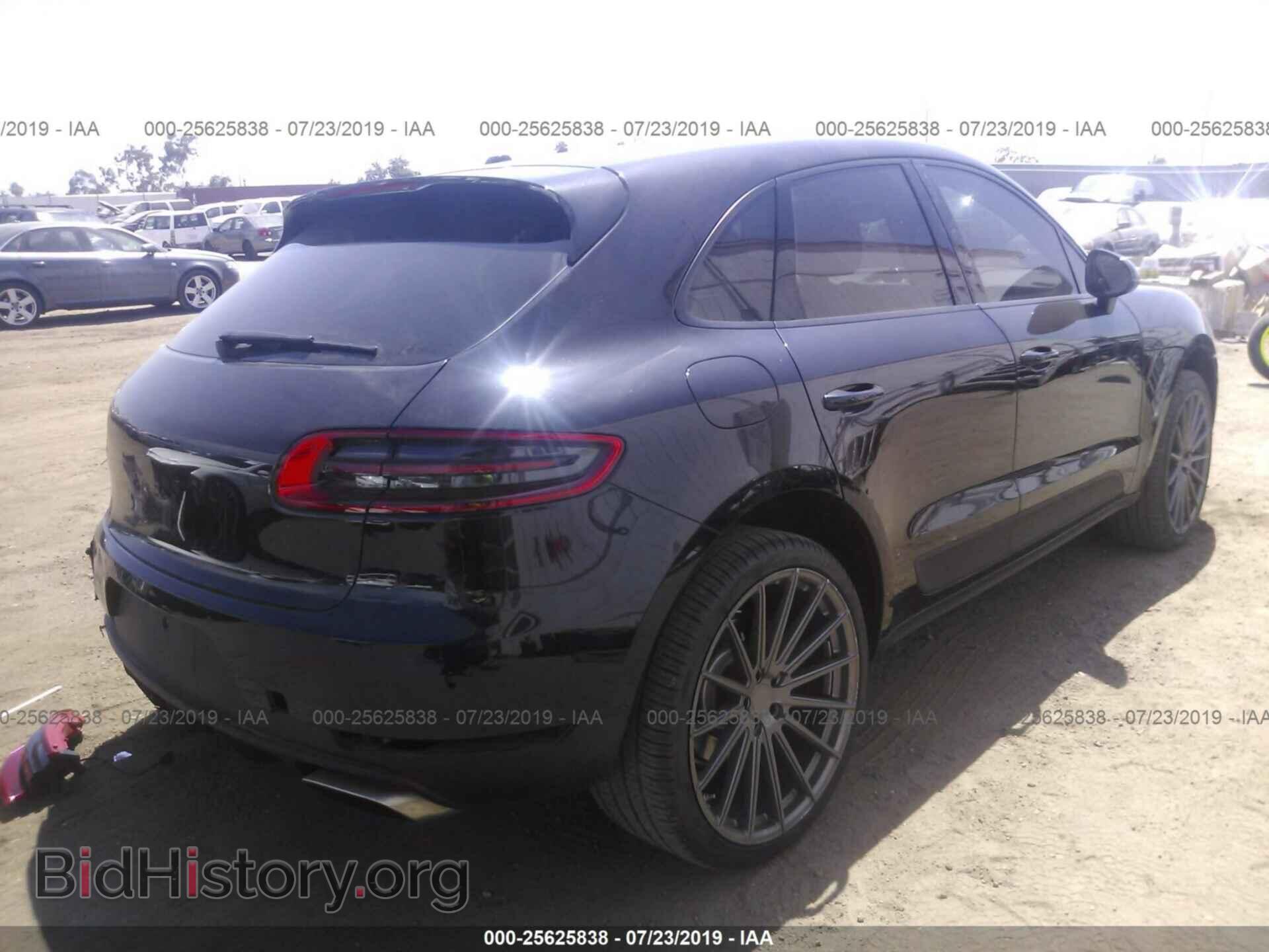 2017 PORSCHE MACAN - VIN: WP1AA2A51HLB82646 - Photo 4