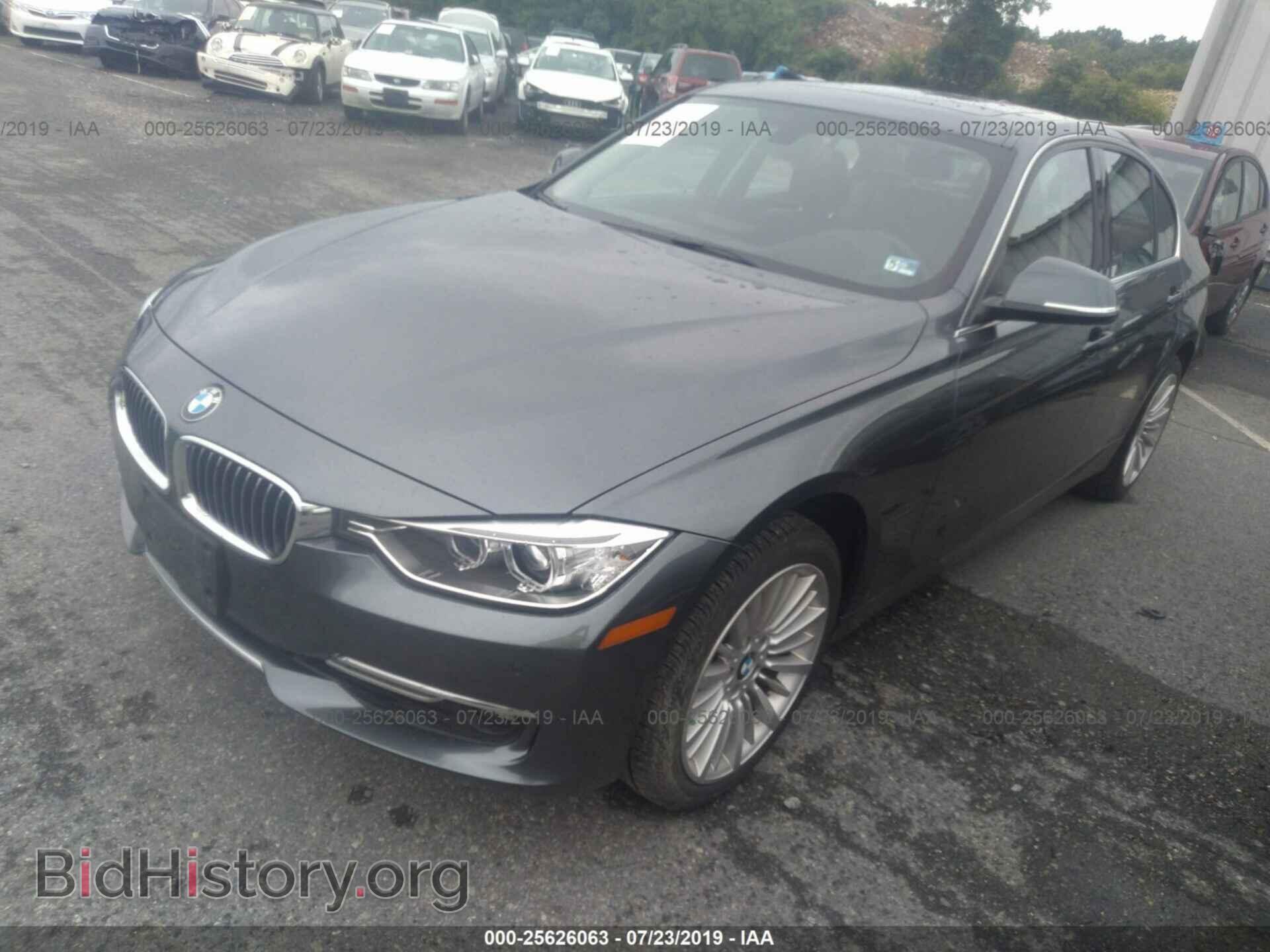 2015 BMW 335 - VIN: WBA3B9G53FNR99218 - Фото 2