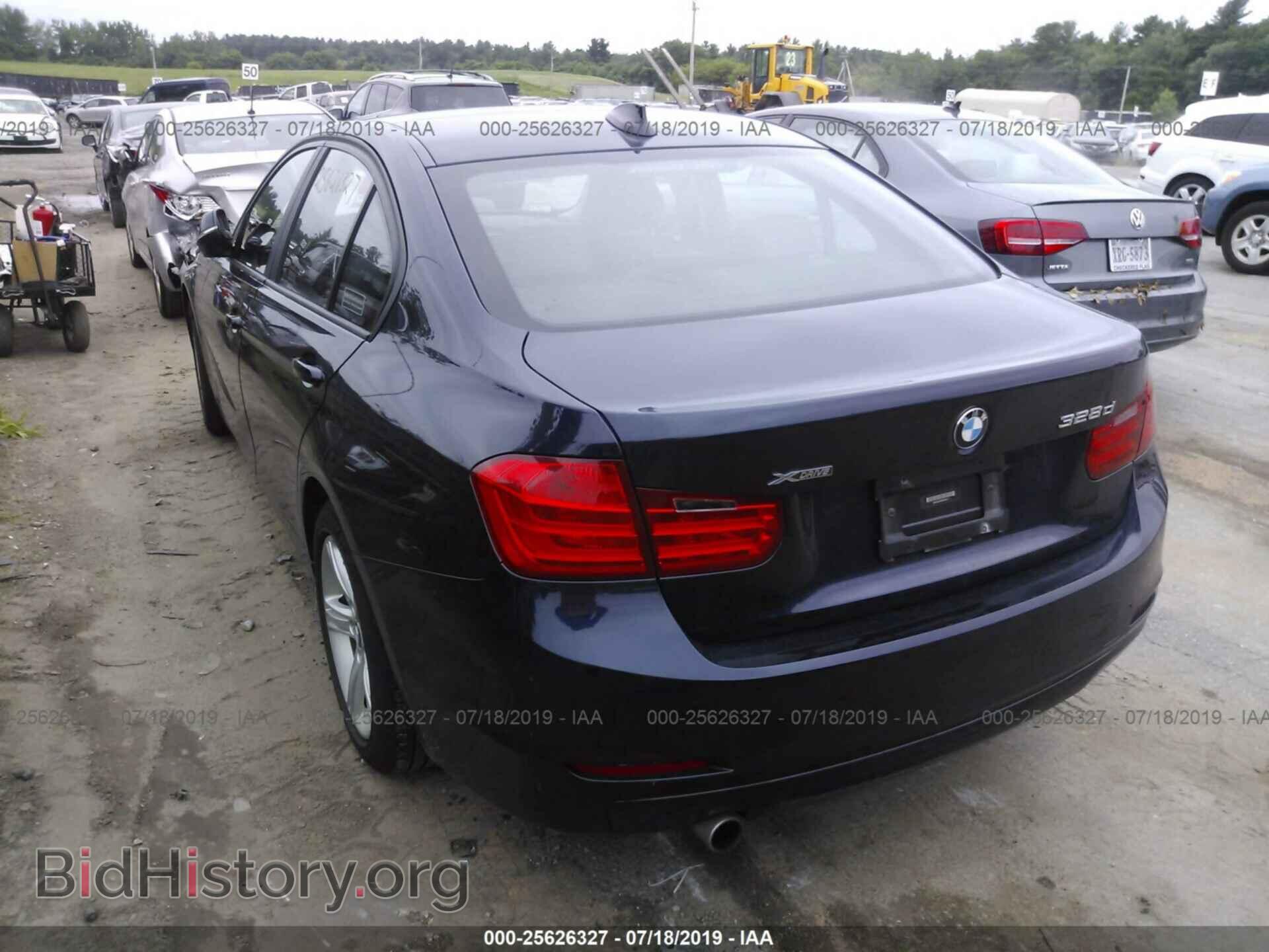 2014 BMW 328 - VIN: WBA3D5C59EKX98111 - Фото 3