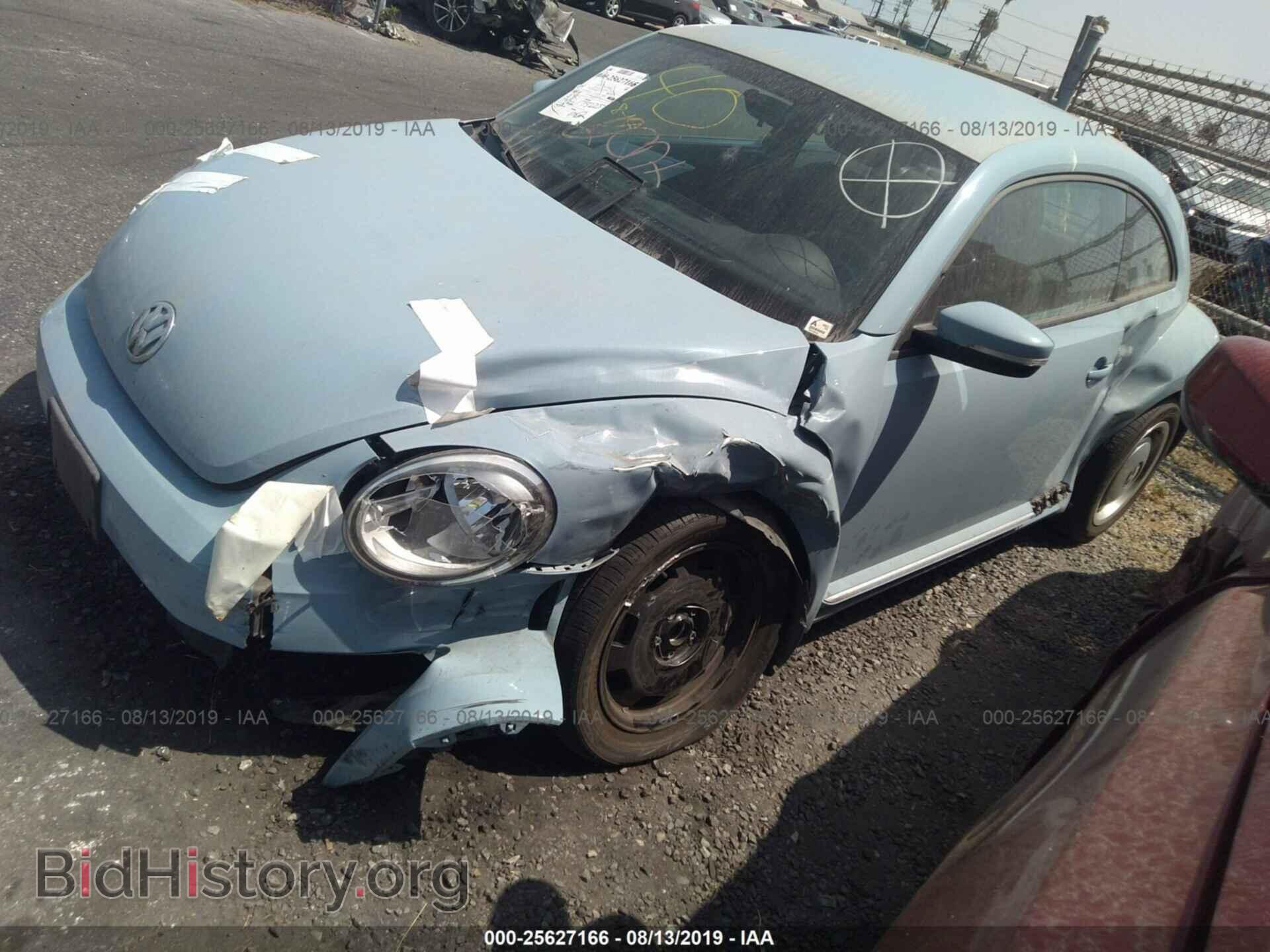 2012 VOLKSWAGEN BEETLE - VIN: 3VWJP7ATXCM653743 - Фото 2
