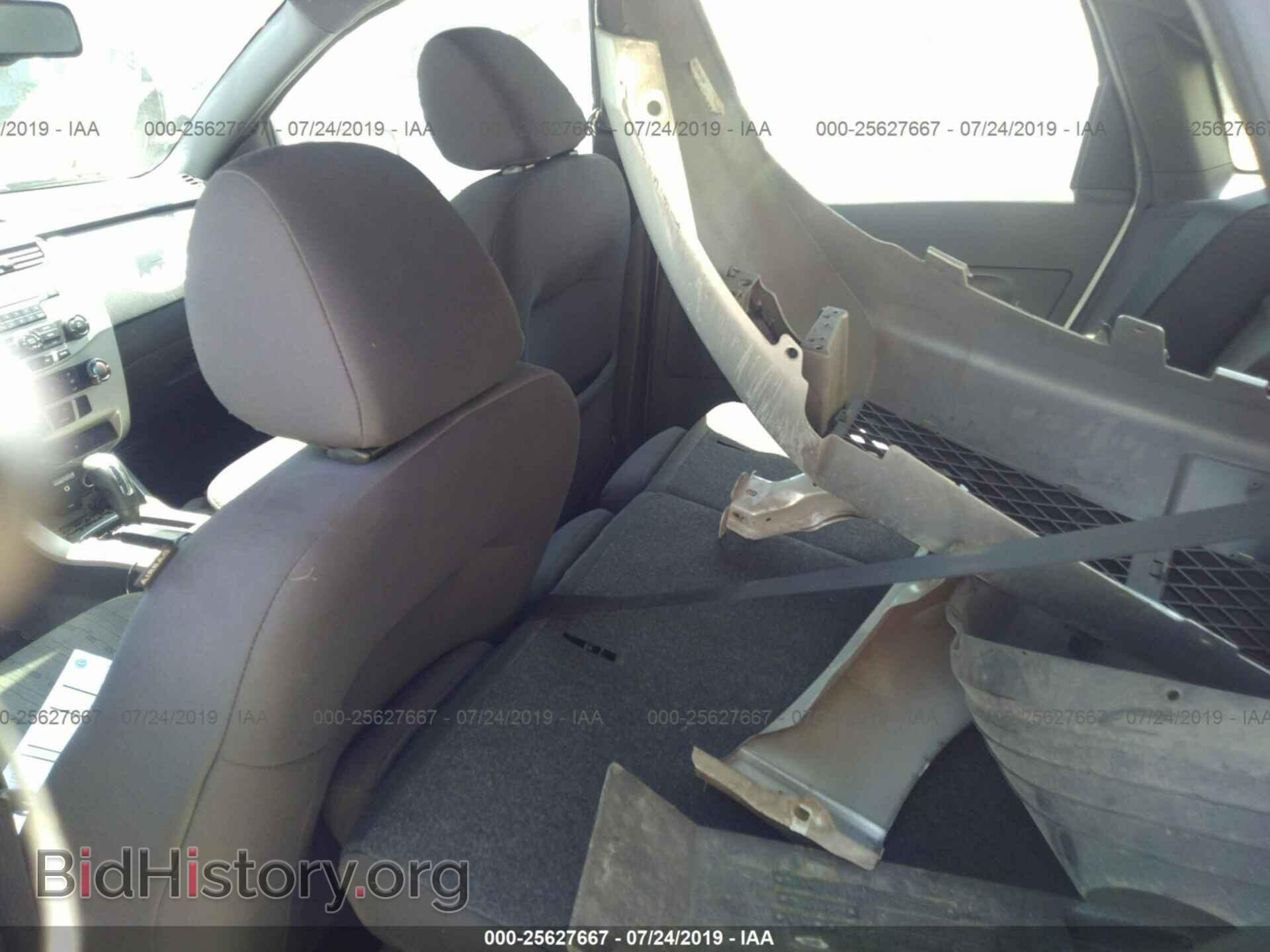 2011 FORD FOCUS - VIN: 1FAHP3FN6BW197720 - Фото 8