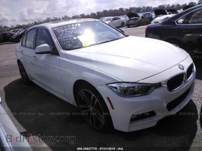 2018 BMW 340 I, белый — VIN WBA8B3C5XJK384670, IAAI