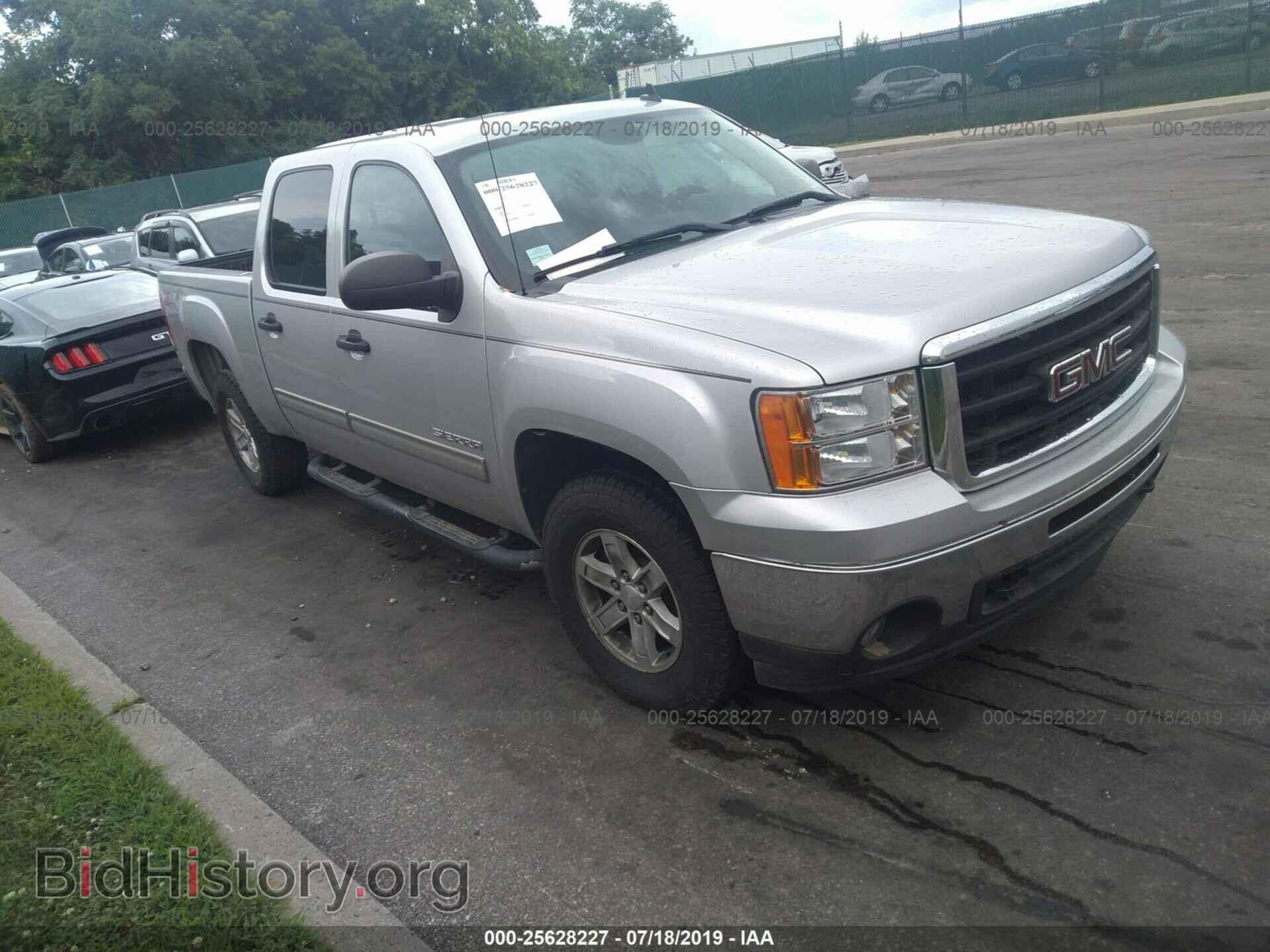 Photo 3GTP2VE38BG138599 - GMC SIERRA 2011