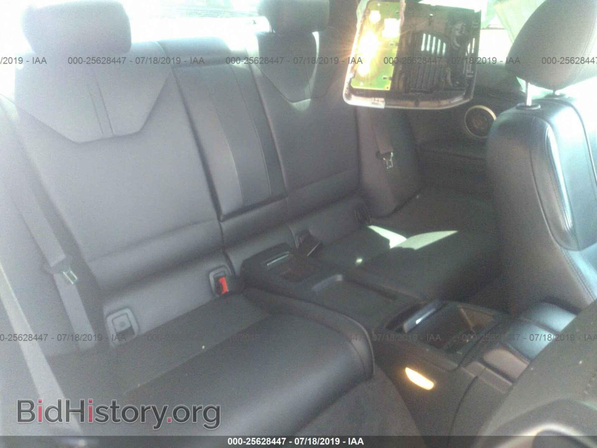 2010 BMW M3 - VIN: WBSWD9C52AP362858 - Фото 8