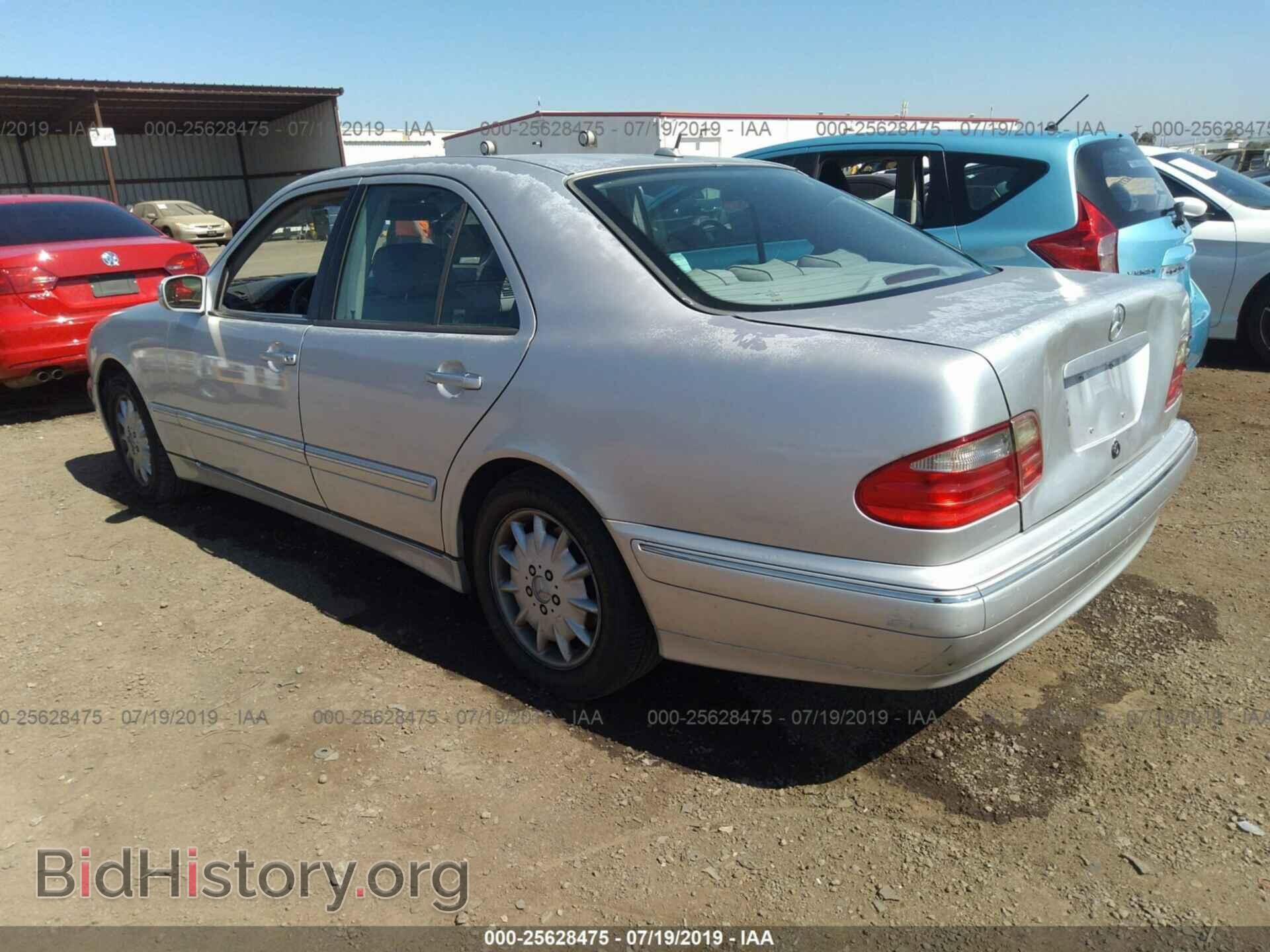 2000 MERCEDES-BENZ E - VIN: WDBJF65J2YA970671 - Photo 3