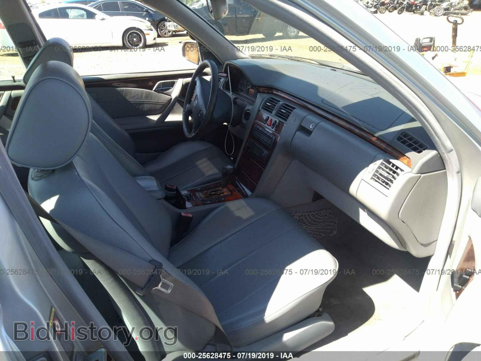 2000 MERCEDES-BENZ E - VIN: WDBJF65J2YA970671 - Photo 5