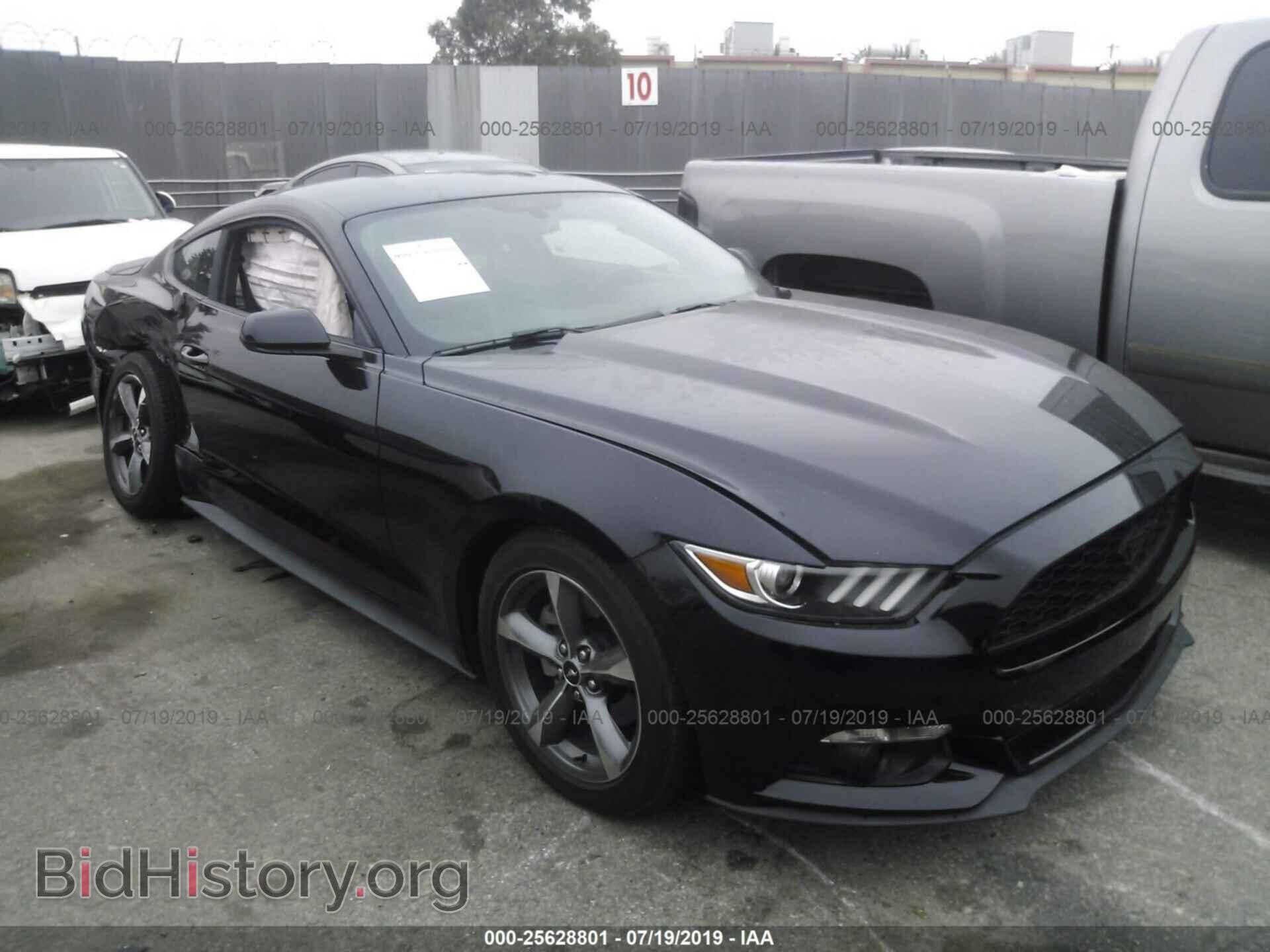 Photo 1FA6P8AM3G5211945 - FORD MUSTANG 2016
