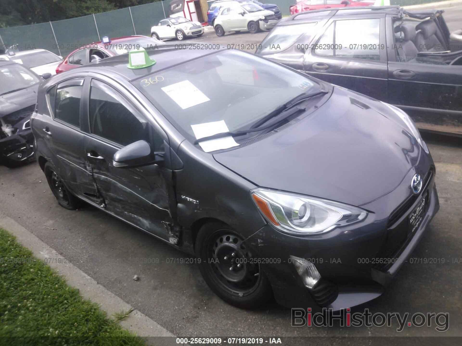 Photo JTDKDTB39G1133298 - TOYOTA PRIUS C 2016