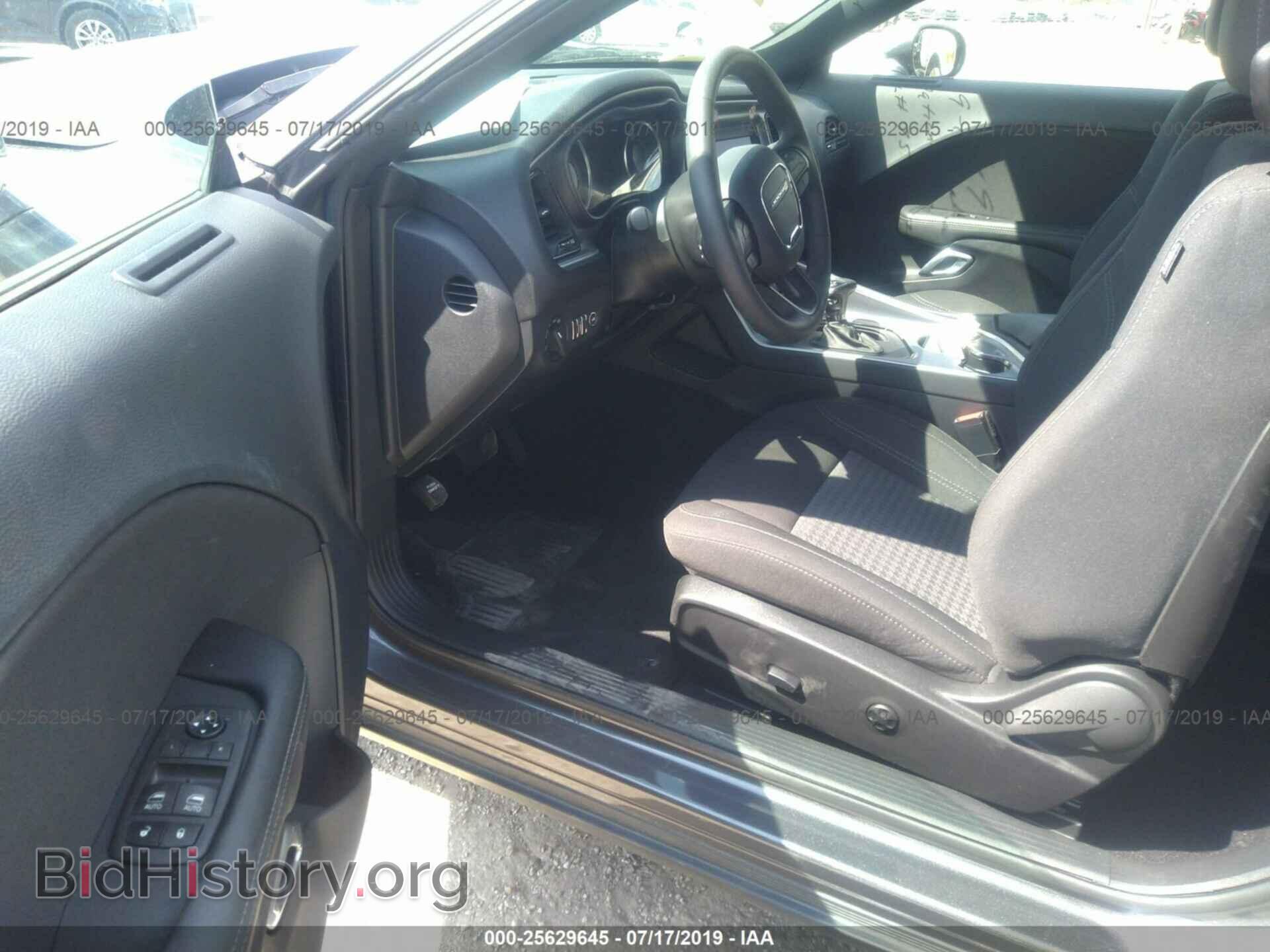 2019 DODGE CHALLENGER - VIN: 2C3CDZAG3KH616313 - Фото 5