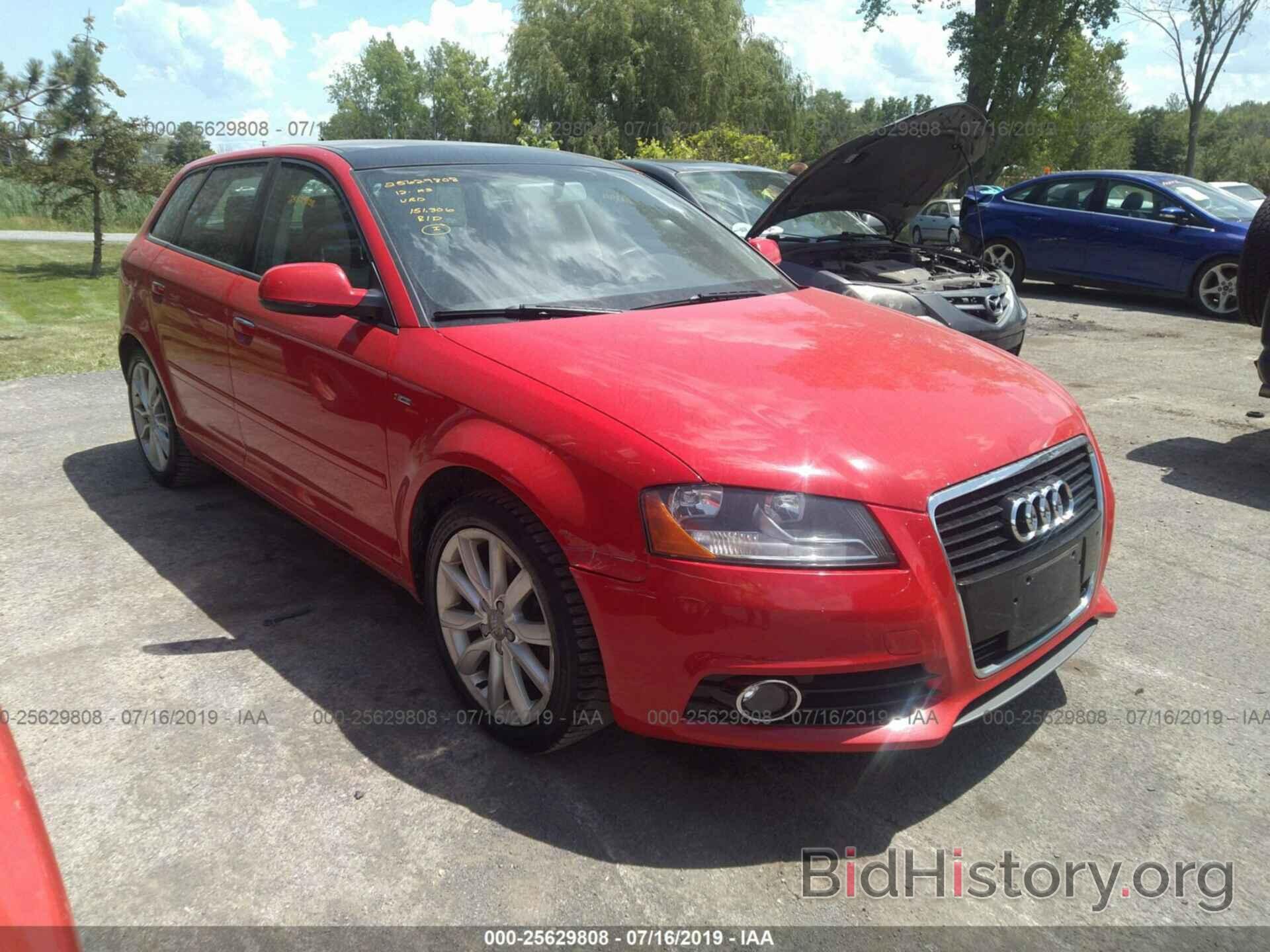 Photo WAUBEAFM3CA161805 - AUDI A3 2012