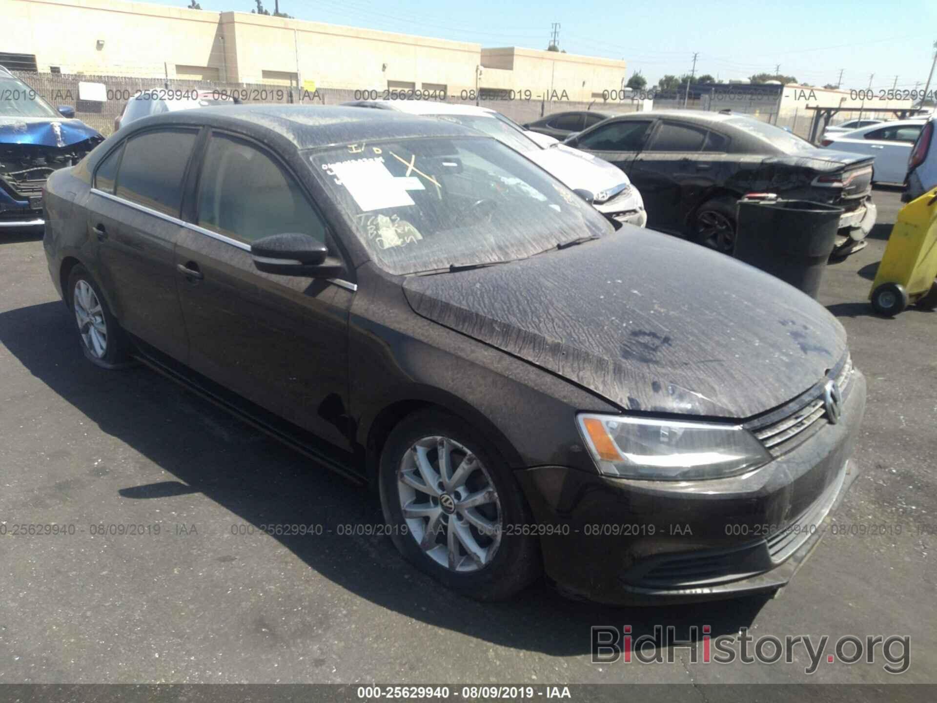 Фотография 3VWD17AJ4EM422451 - VOLKSWAGEN JETTA 2014