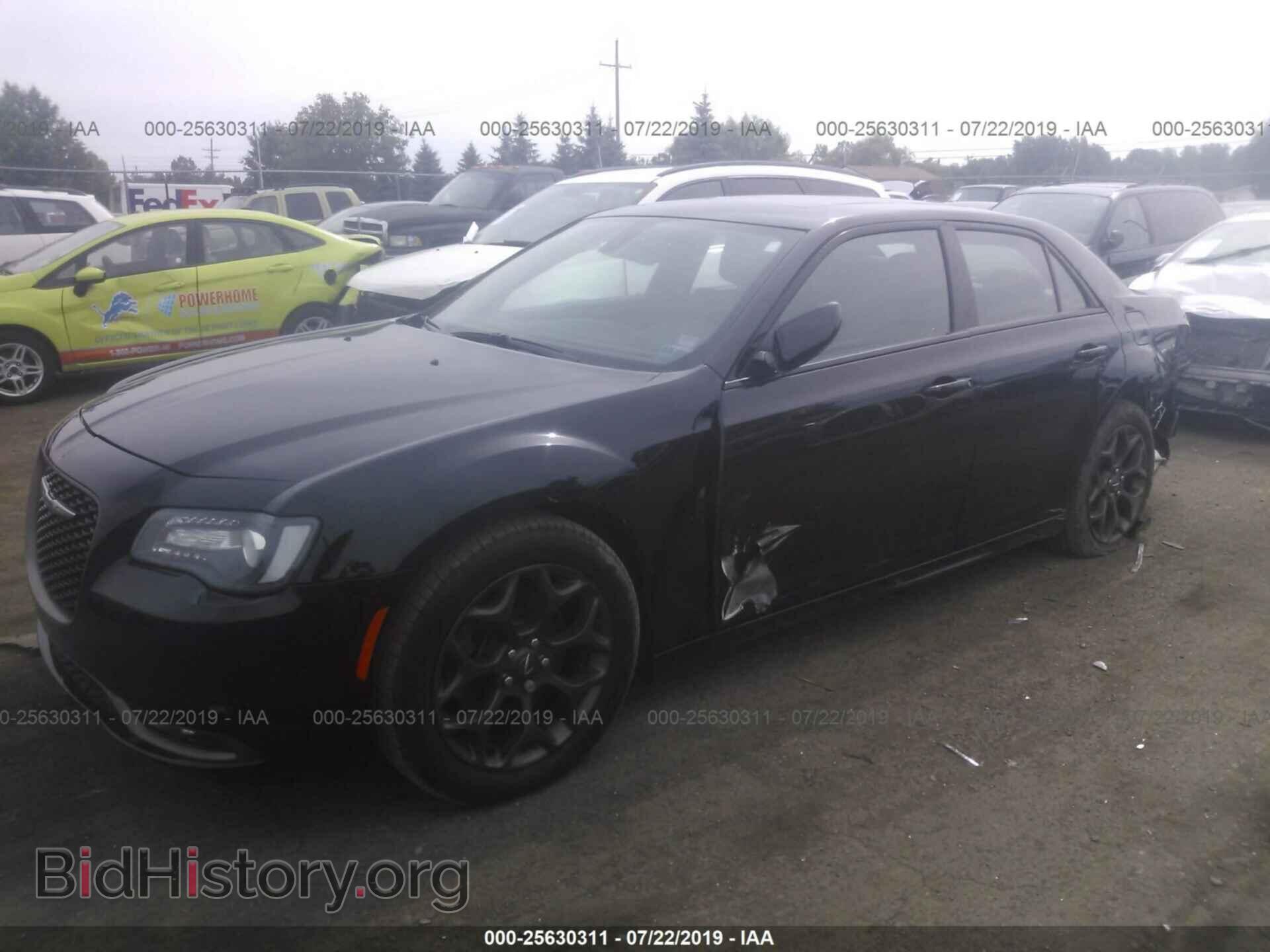 2016 CHRYSLER 300 - VIN: 2C3CCAGG4GH282876 - Photo 2