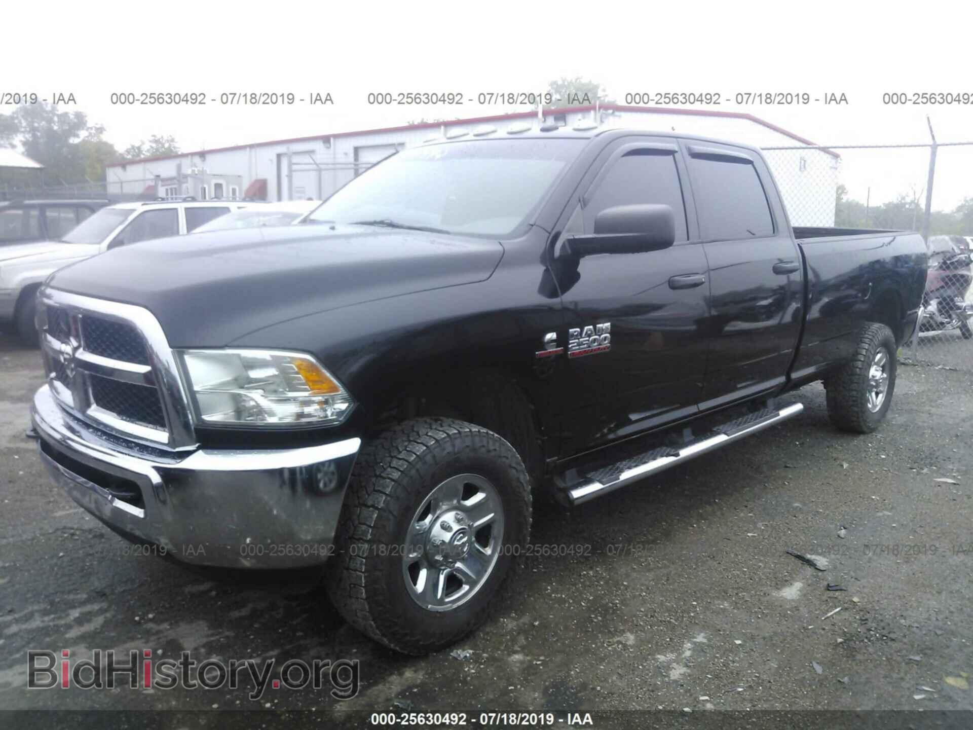 2015 RAM 2500 - VIN: 3C6UR5HL6FG577663 - Фото 2