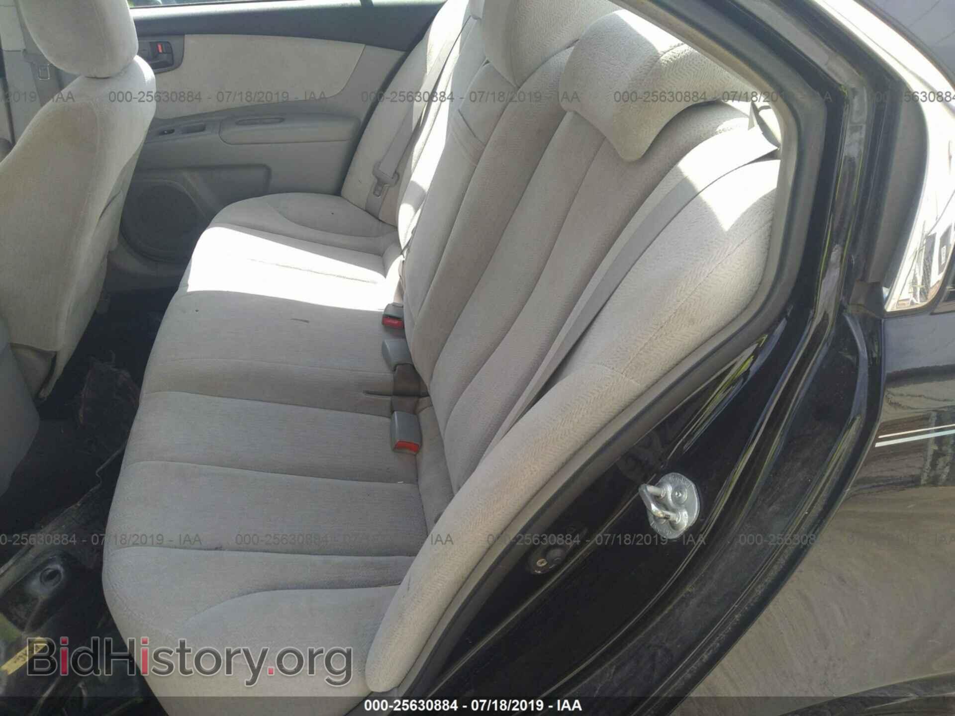 2007 KIA OPTIMA - VIN: KNAGE123475156677 - Фото 8