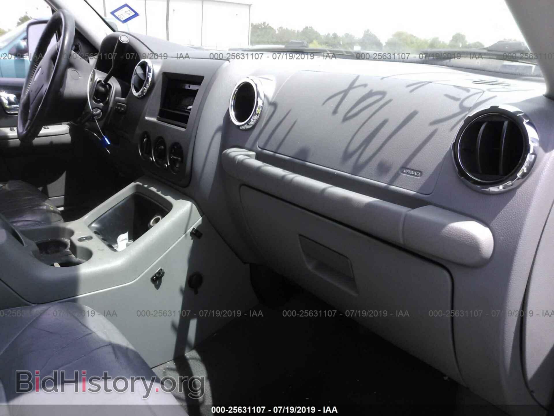 2006 FORD EXPEDITION - VIN: 1FMFU15516LA09074 - Фото 5
