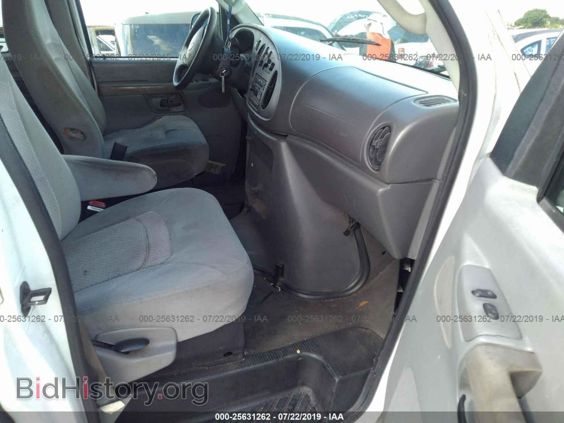 2006 FORD ECONOLINE - VIN: 1FBSS31L56DA81130 - Фото 5