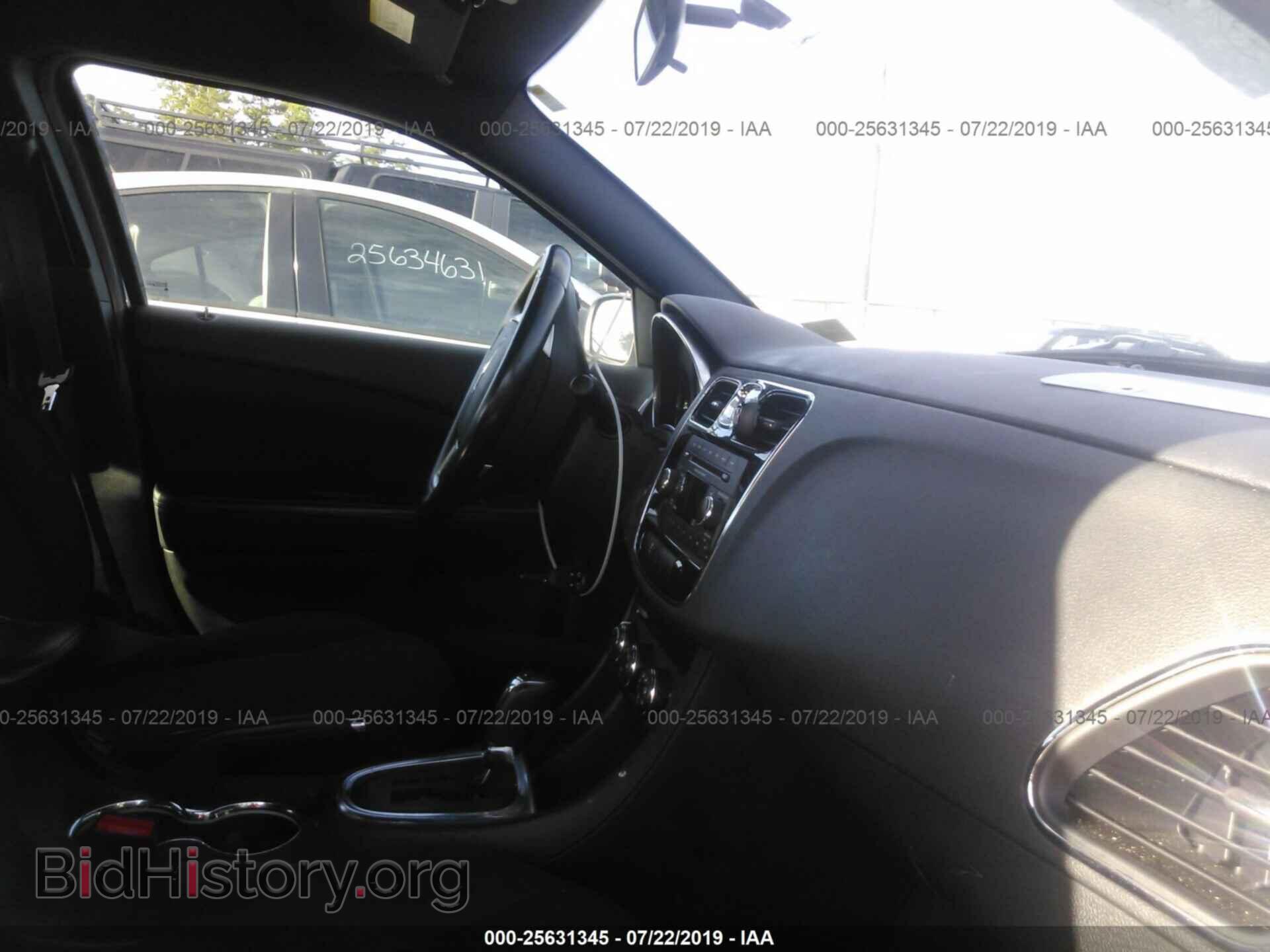 2013 CHRYSLER 200 - VIN: 1C3CCBBB9DN693601 - Фото 5