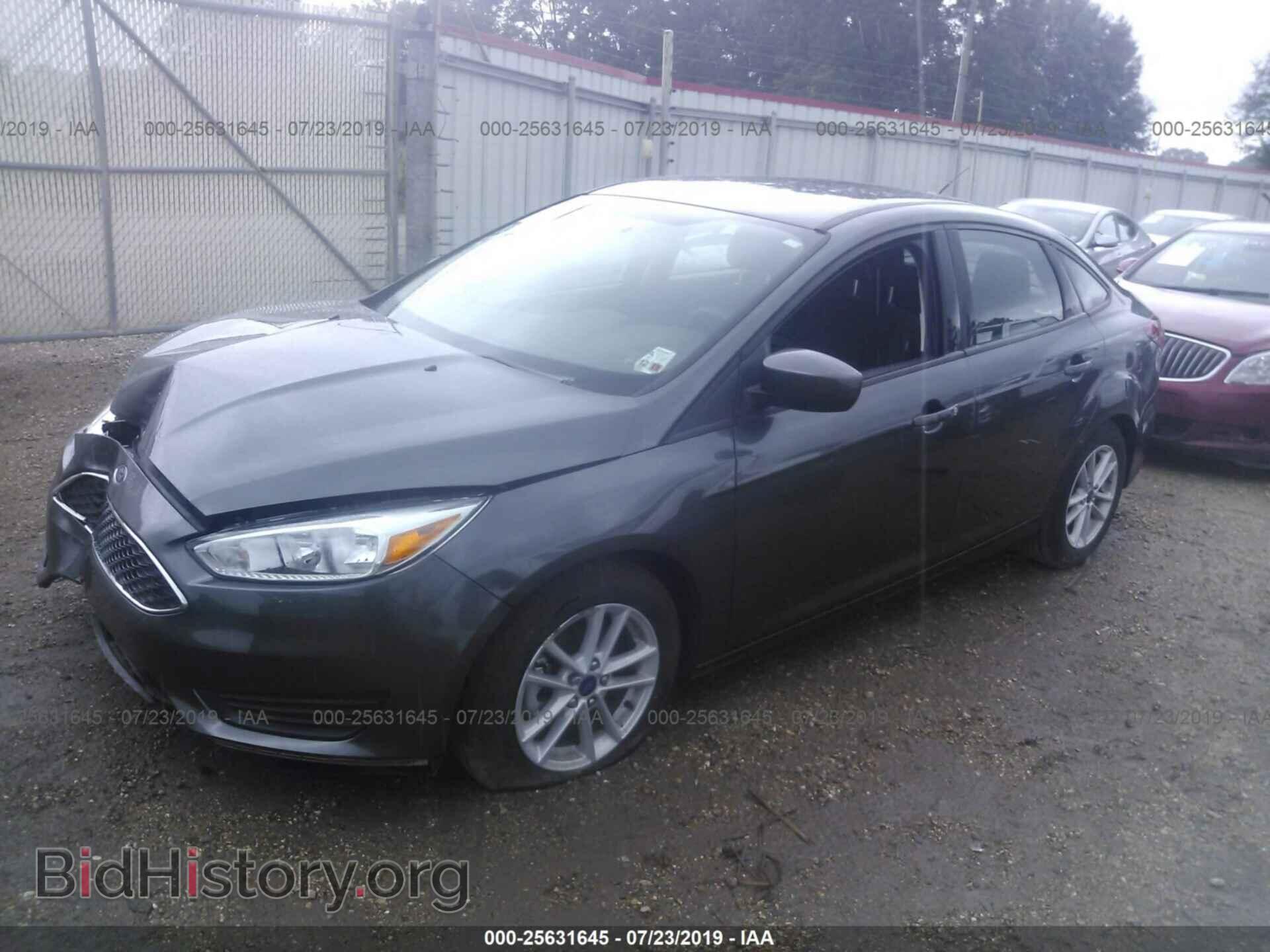 2018 FORD FOCUS - VIN: 1FADP3FE7JL220338 - Photo 2