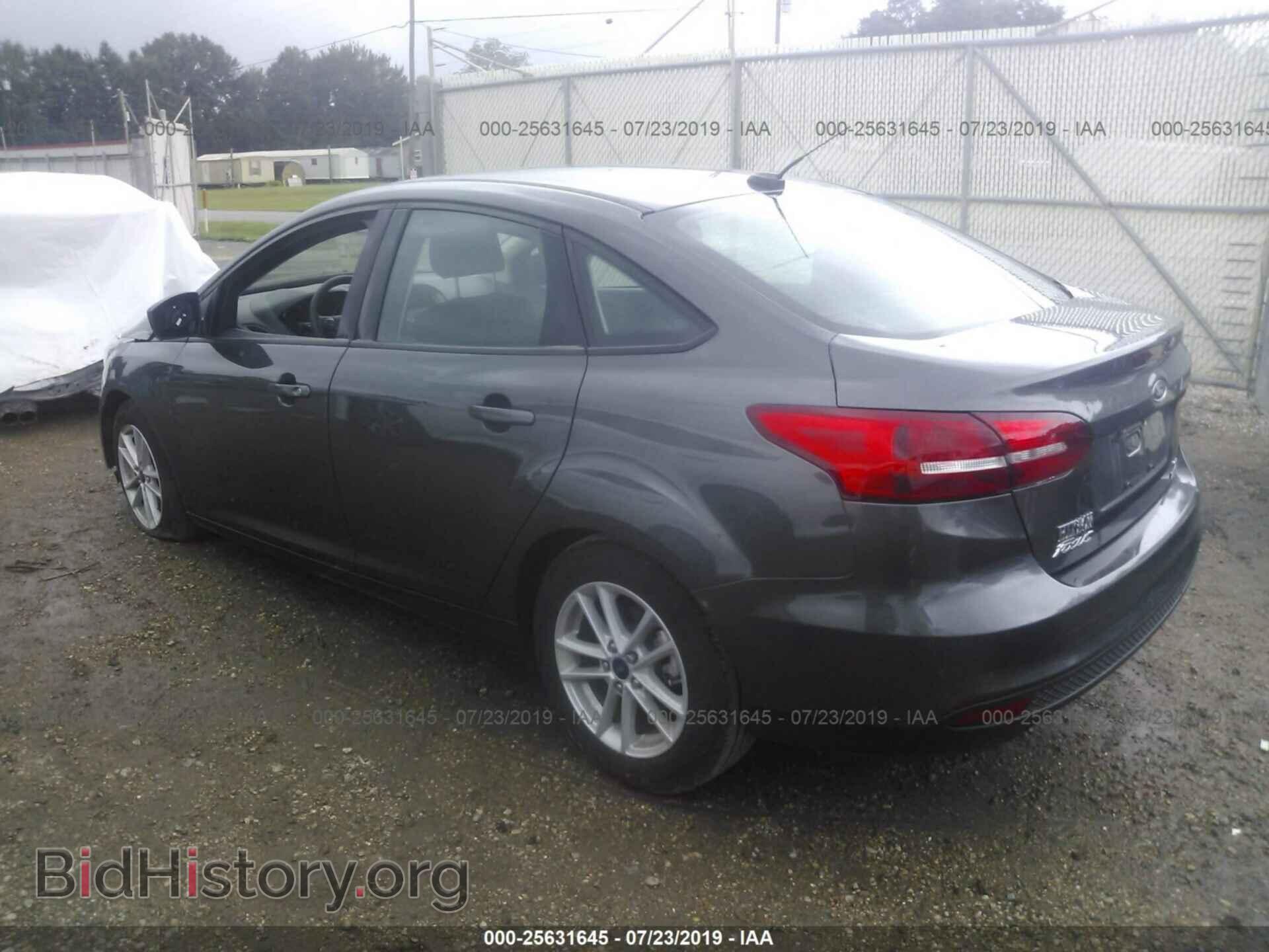 2018 FORD FOCUS - VIN: 1FADP3FE7JL220338 - Photo 3