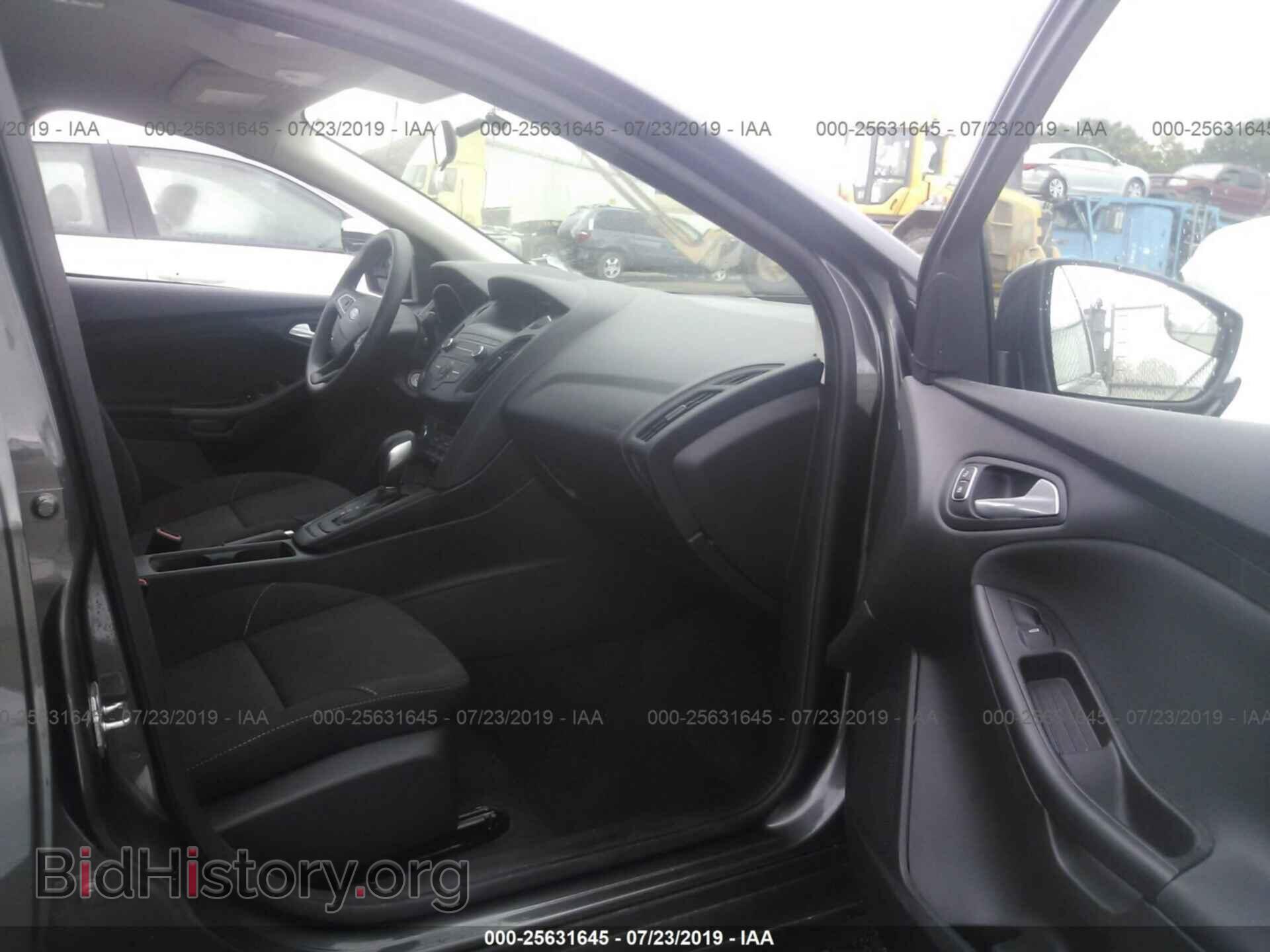 2018 FORD FOCUS - VIN: 1FADP3FE7JL220338 - Photo 5