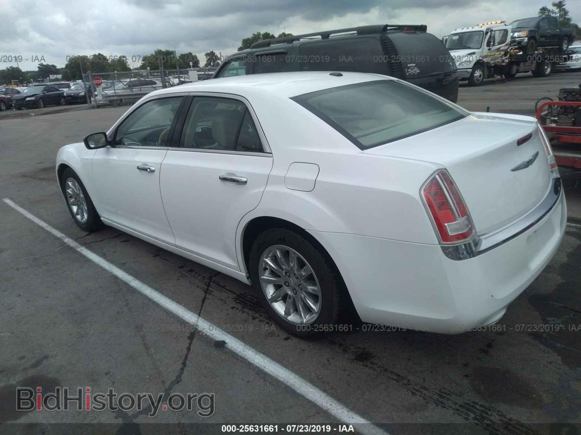2013 CHRYSLER 300C - VIN: 2C3CCAET0DH568767 - Фото 3