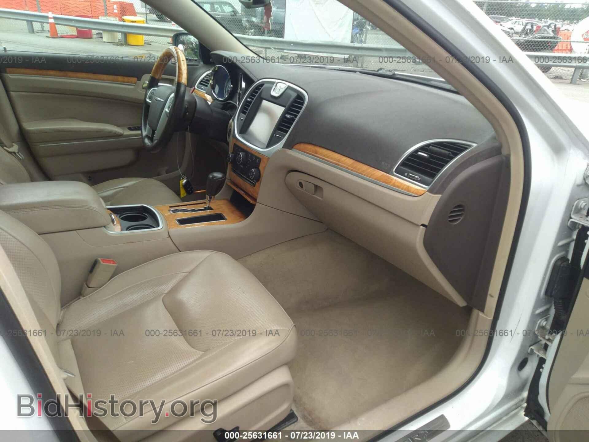 2013 CHRYSLER 300C - VIN: 2C3CCAET0DH568767 - Фото 5