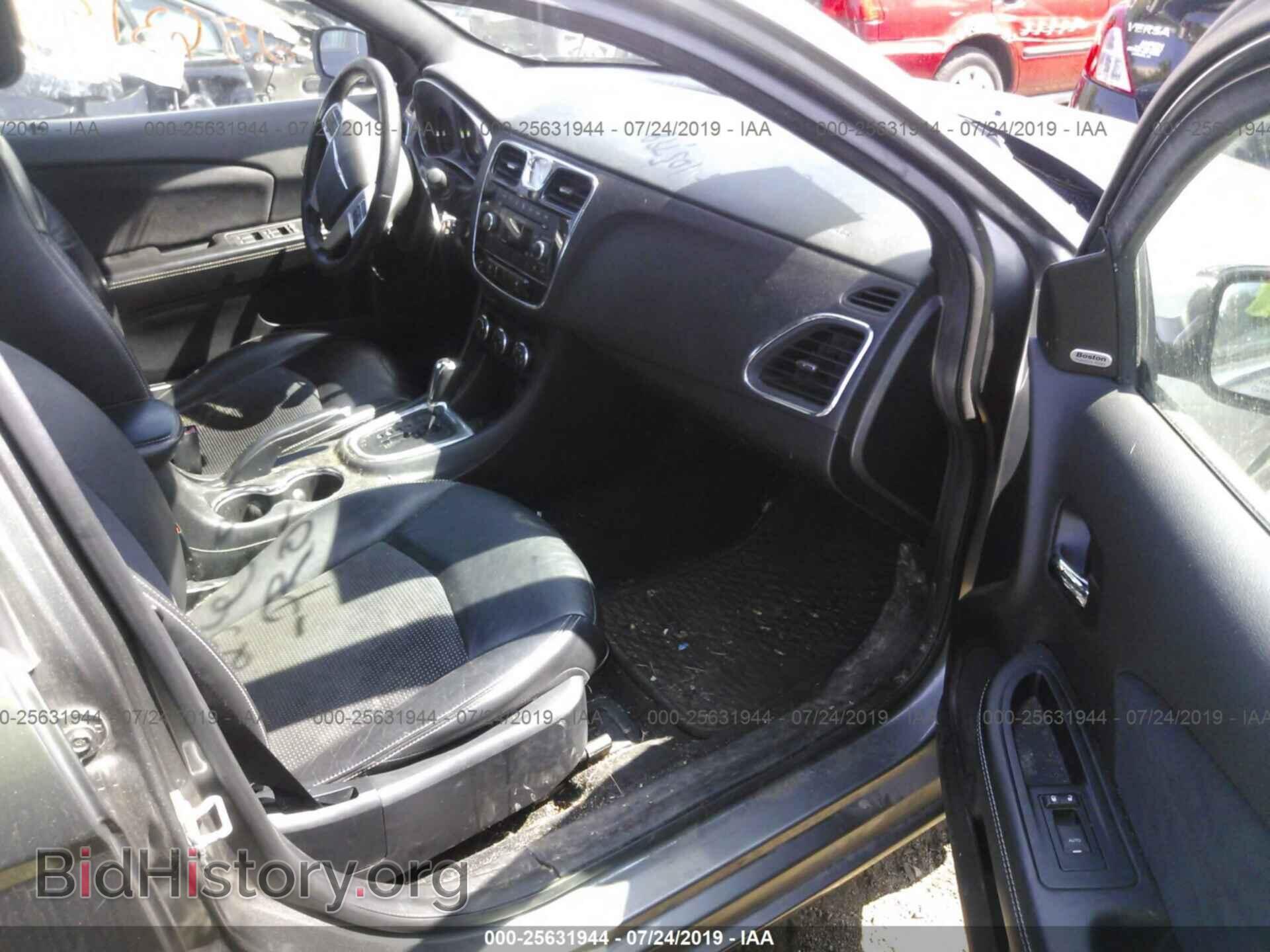 2013 CHRYSLER 200 - VIN: 1C3CCBCG0DN737172 - Фото 5