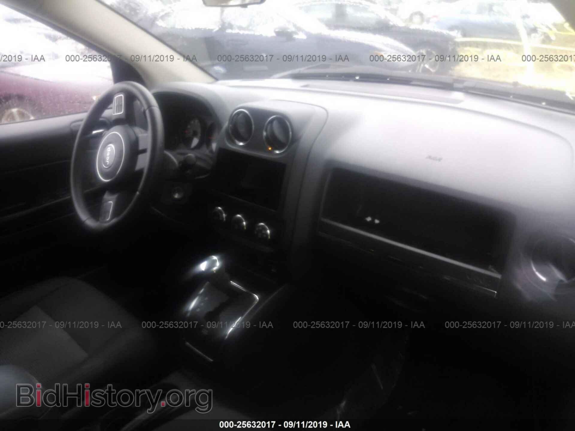 2012 JEEP COMPASS - VIN: 1C4NJDEB6CD616402 - Фото 5