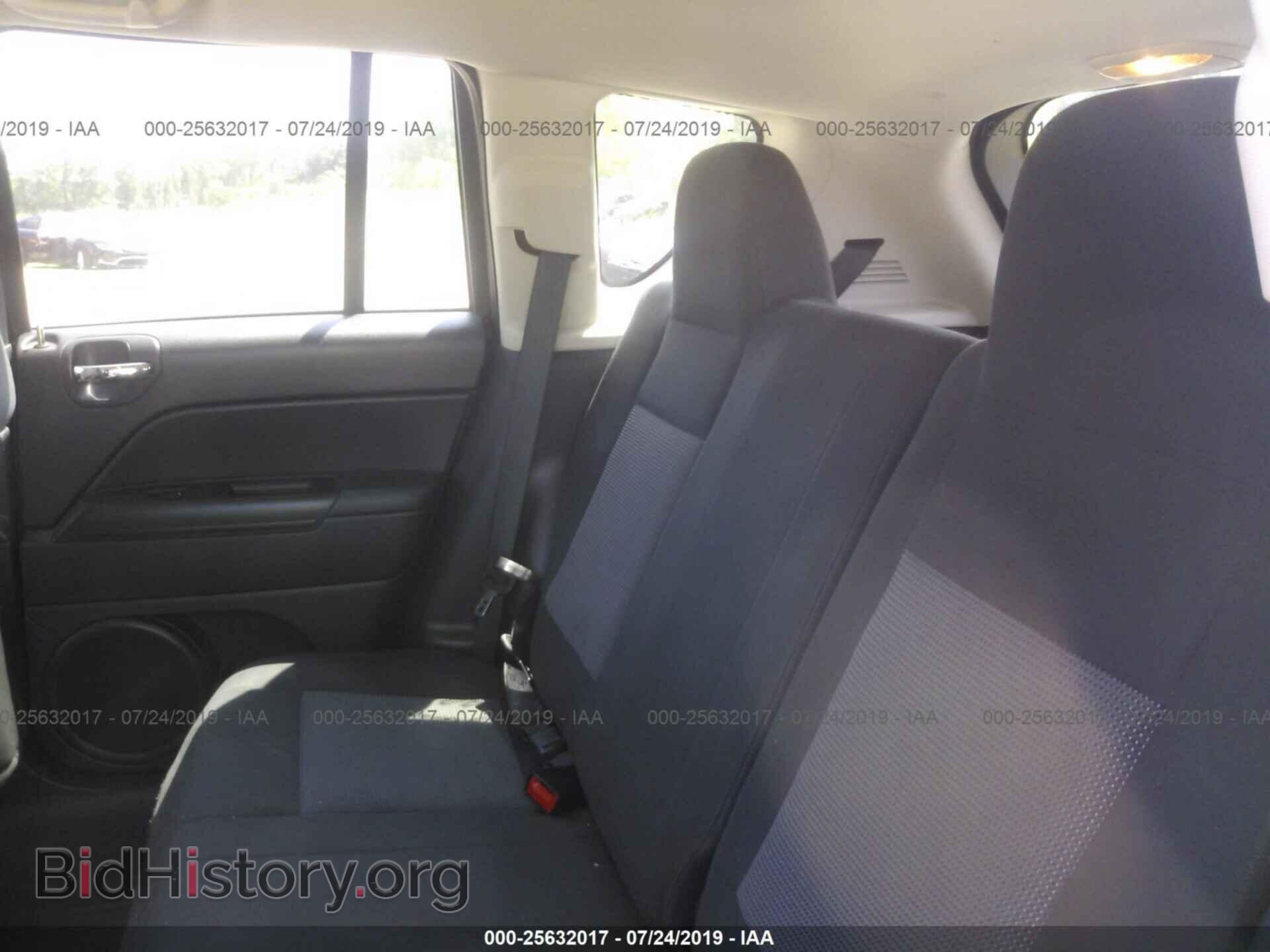 2012 JEEP COMPASS - VIN: 1C4NJDEB6CD616402 - Фото 8