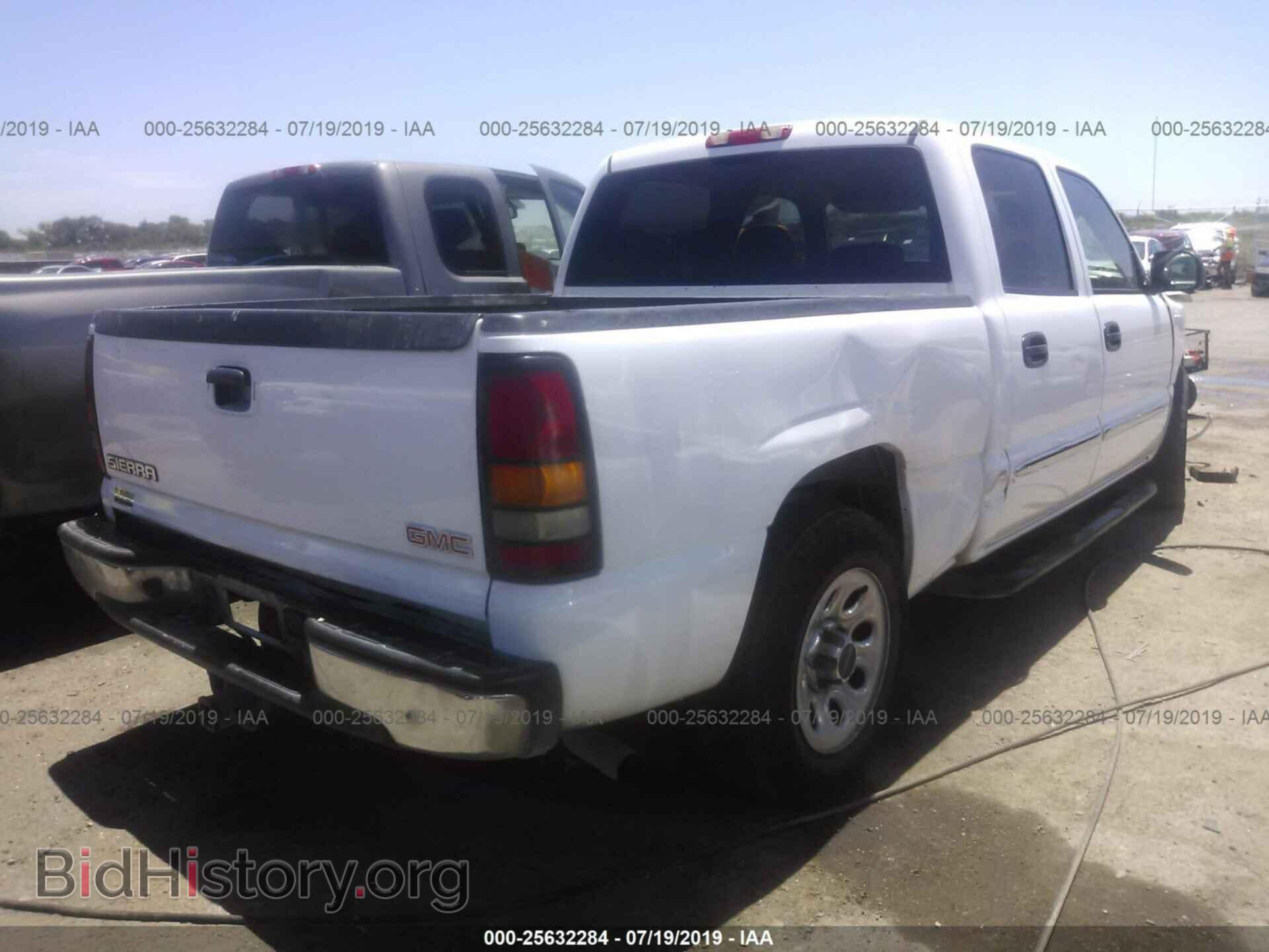 2006 GMC NEW SIERRA - VIN: 2GTEC13V361240800 - Фото 4