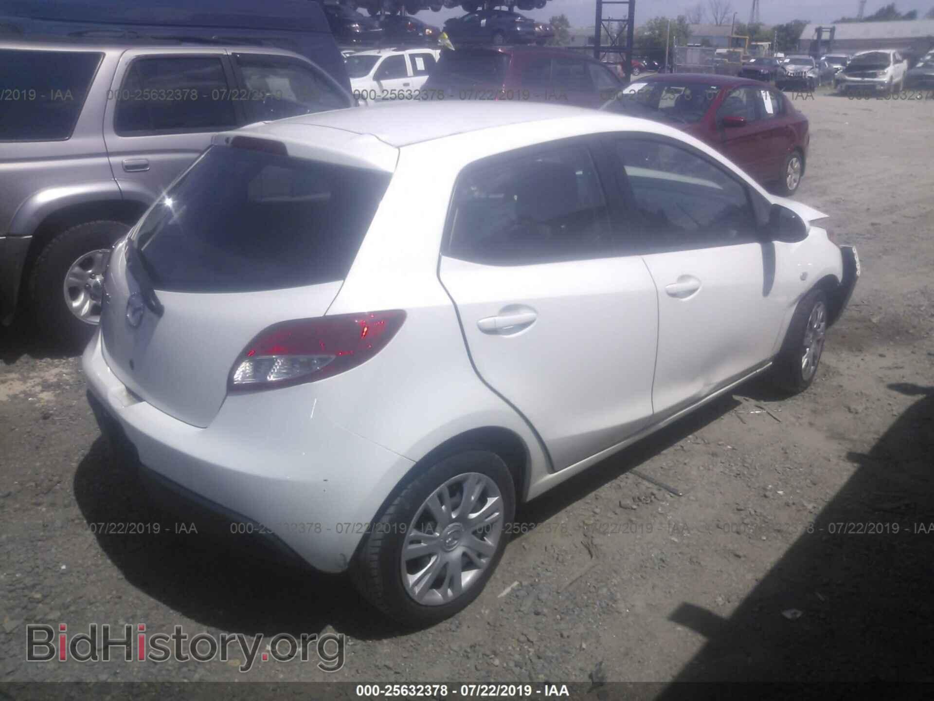 2014 MAZDA MAZDA2 - VIN: JM1DE1KY5E0185004 - Фото 4
