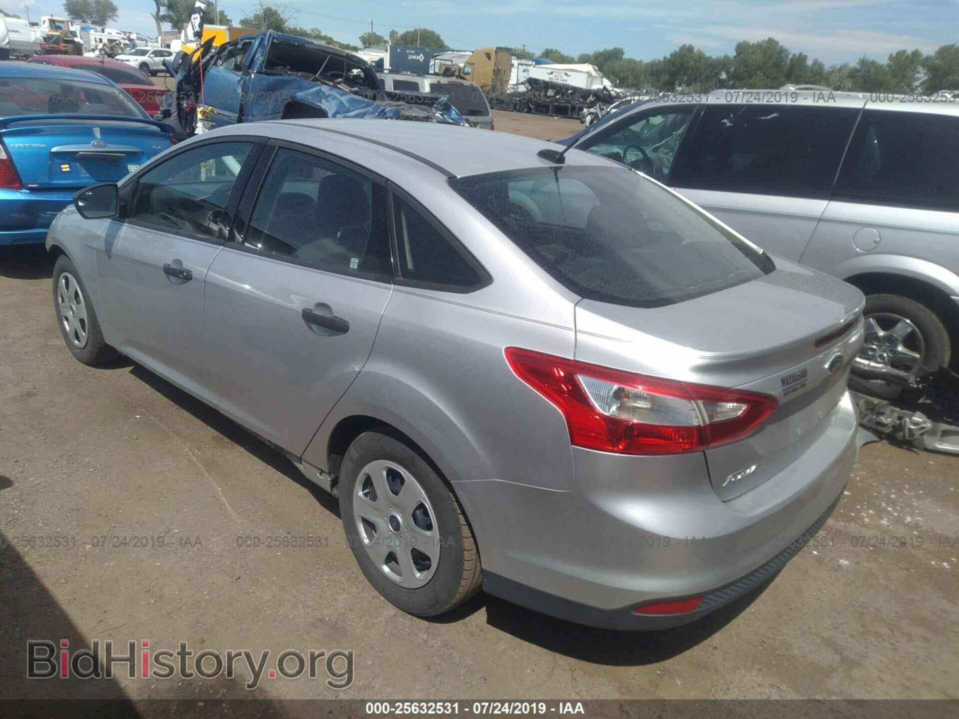 2013 FORD FOCUS - VIN: 1FADP3E28DL107462 - Фото 3