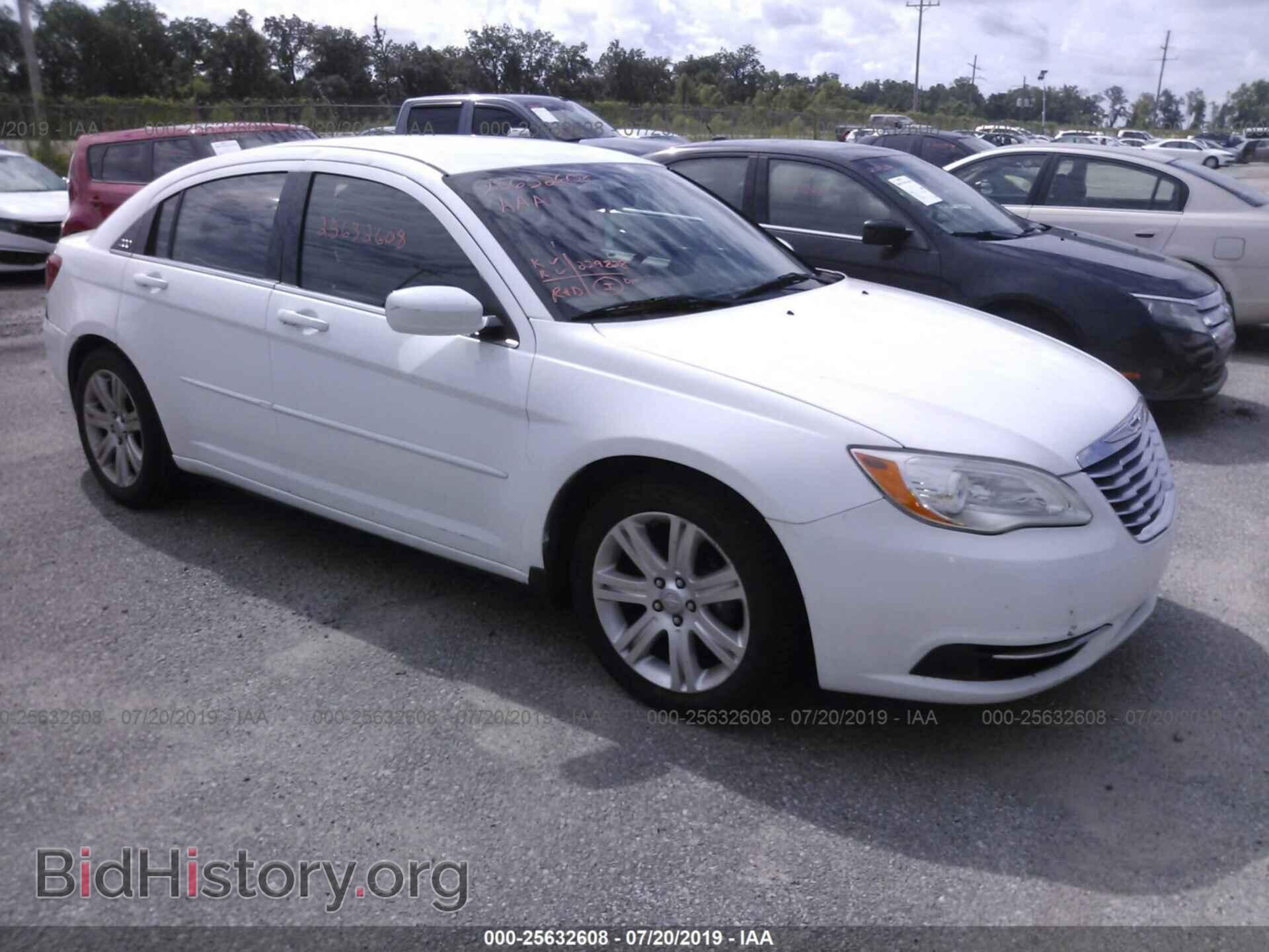 Photo 1C3CCBBB9DN656788 - CHRYSLER 200 2013