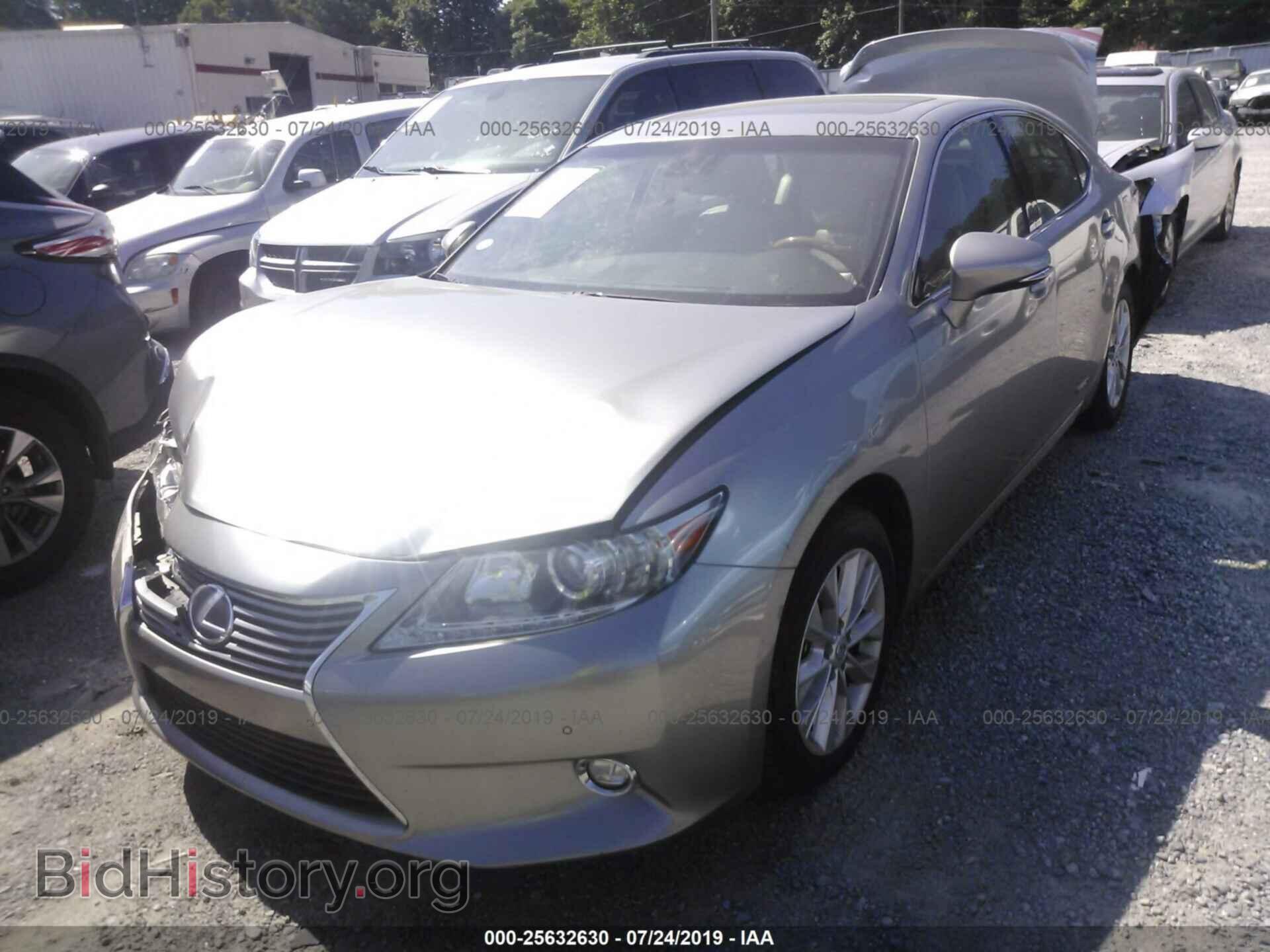 2015 LEXUS ES - VIN: JTHBW1GG7F2099055 - Фото 2