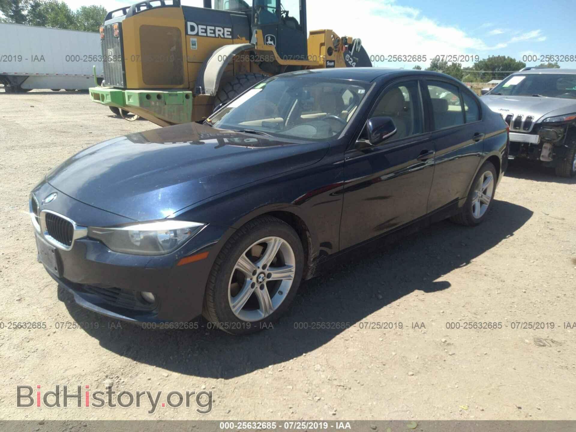 2012 BMW 328 - VIN: WBA3A5C51CF258685 - Photo 2