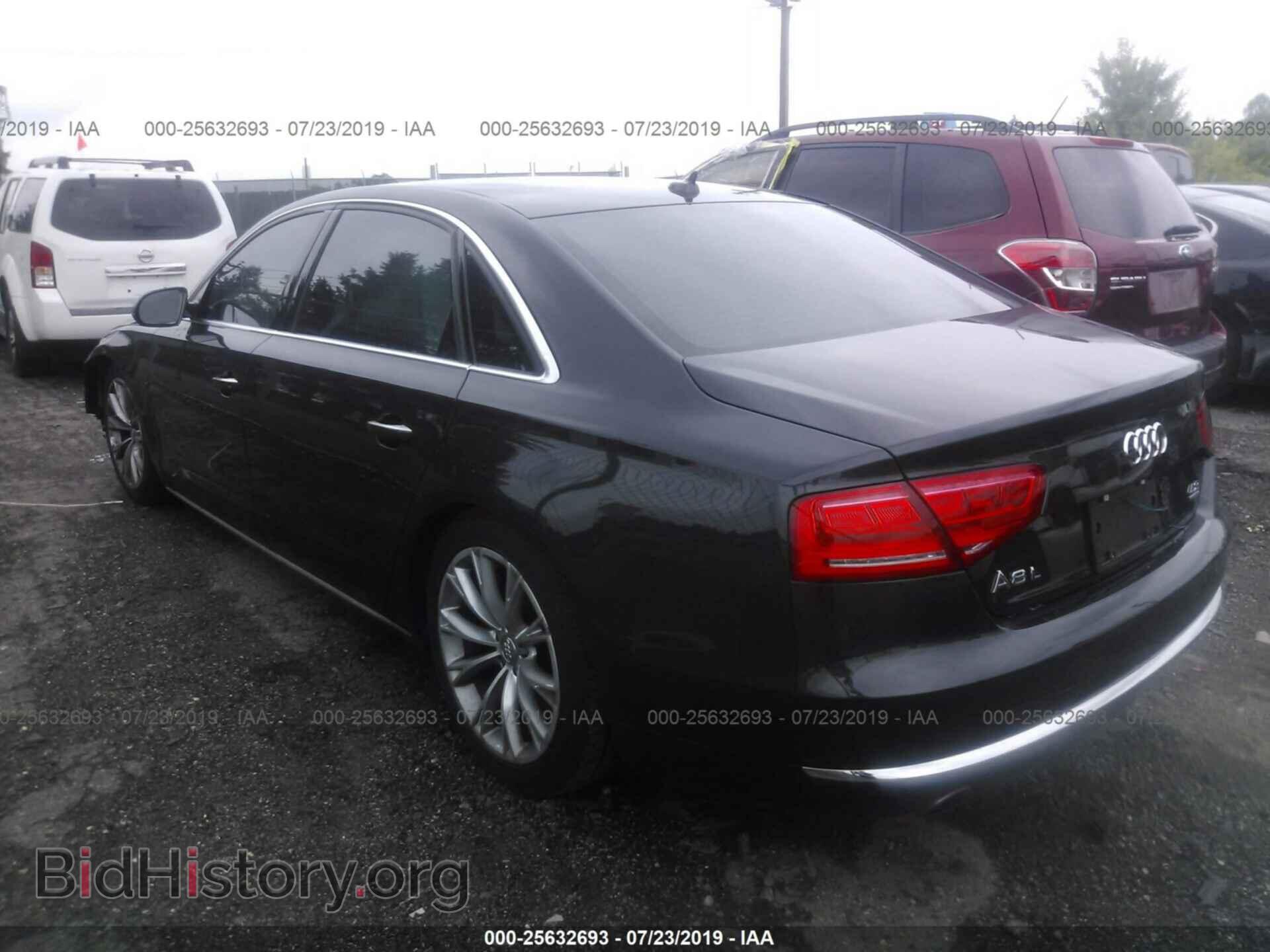 2011 AUDI A8 - VIN: WAURVAFD5BN013564 - Фото 3