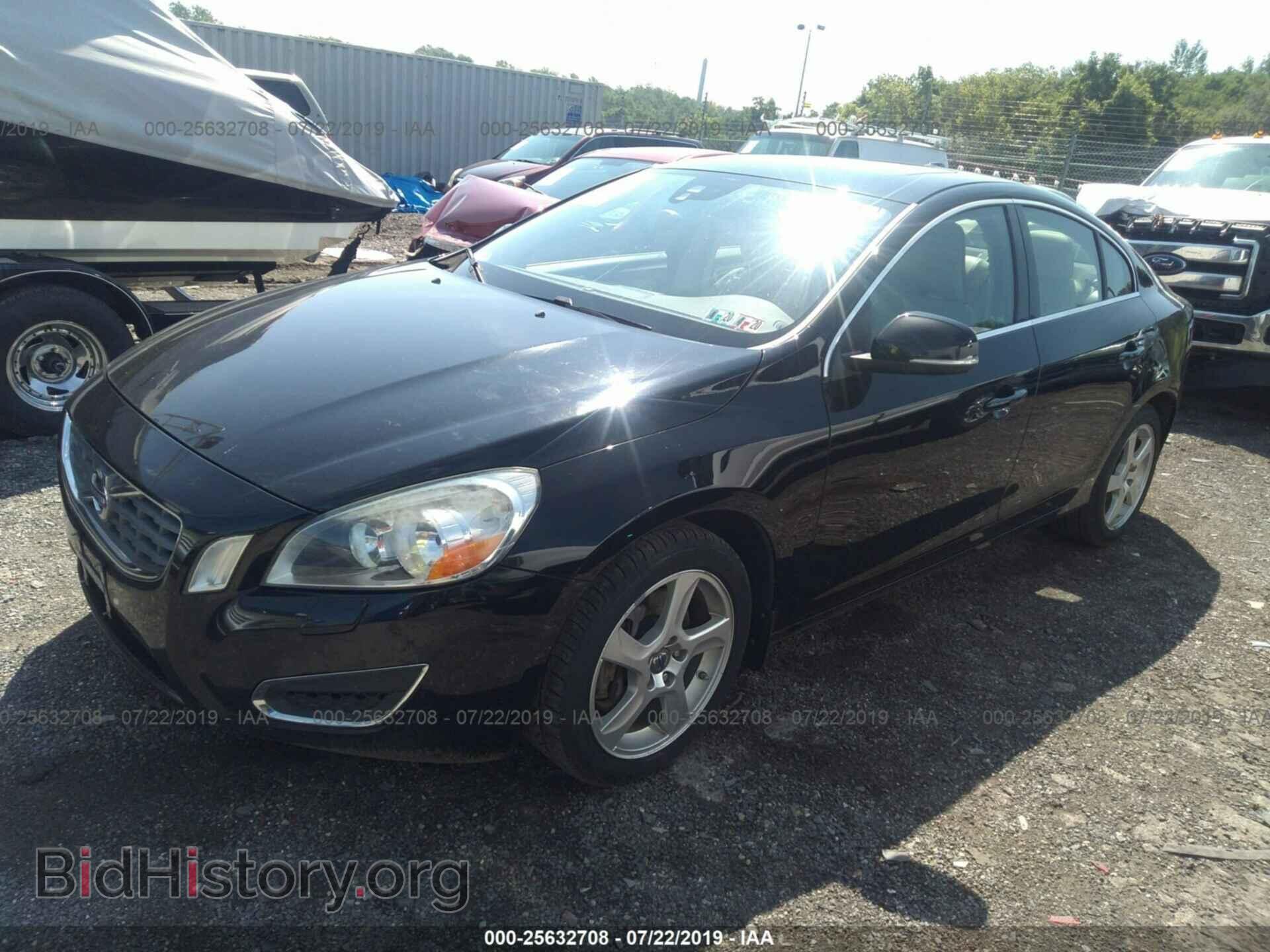 2012 VOLVO S60 - VIN: YV1622FS3C2124940 - Фото 2
